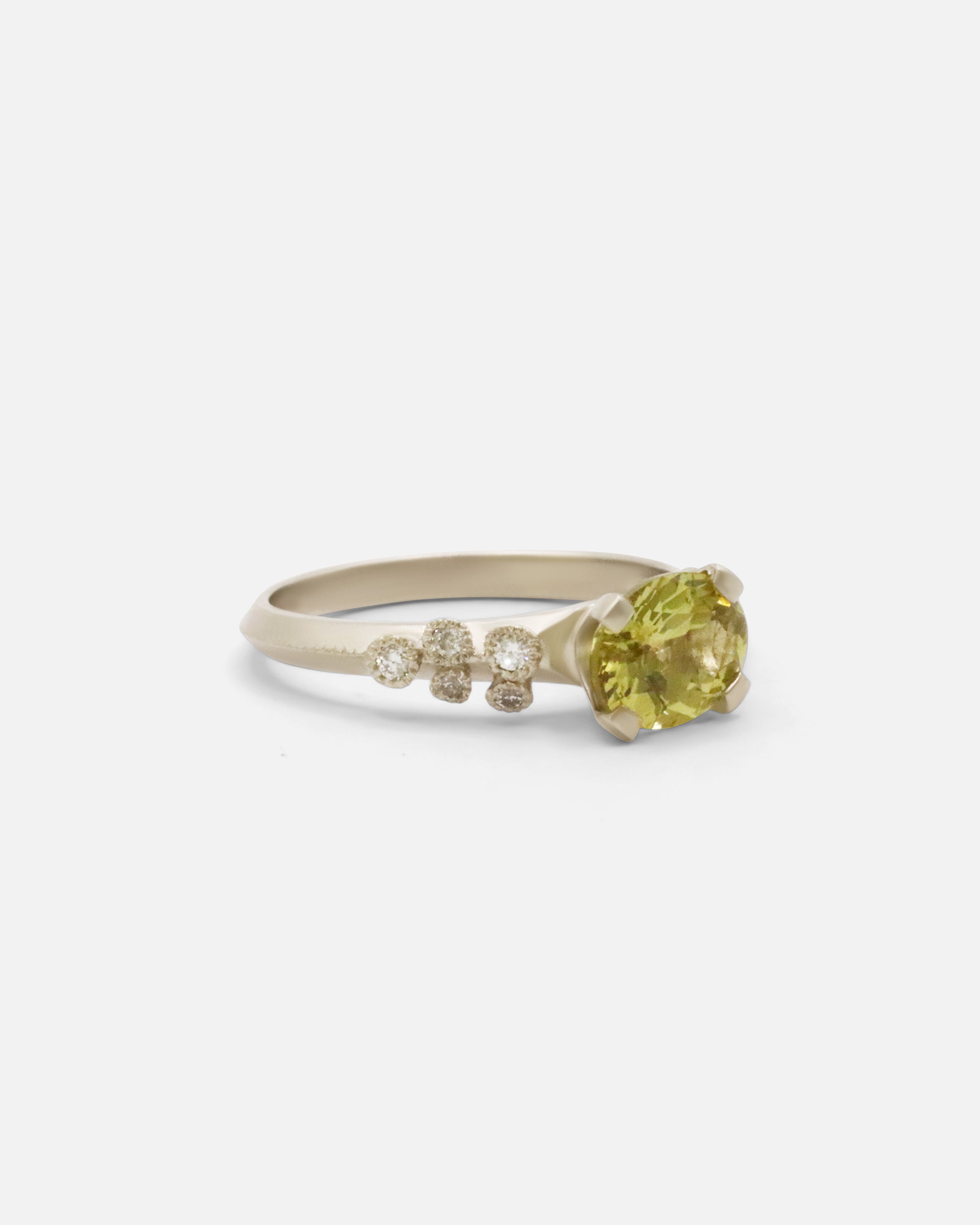 Exquisite Melee E5 / Mali Garnet and White Diamond Engagement Ring for Women - Perfect for Weddings, Anniversaries & Special Occasions