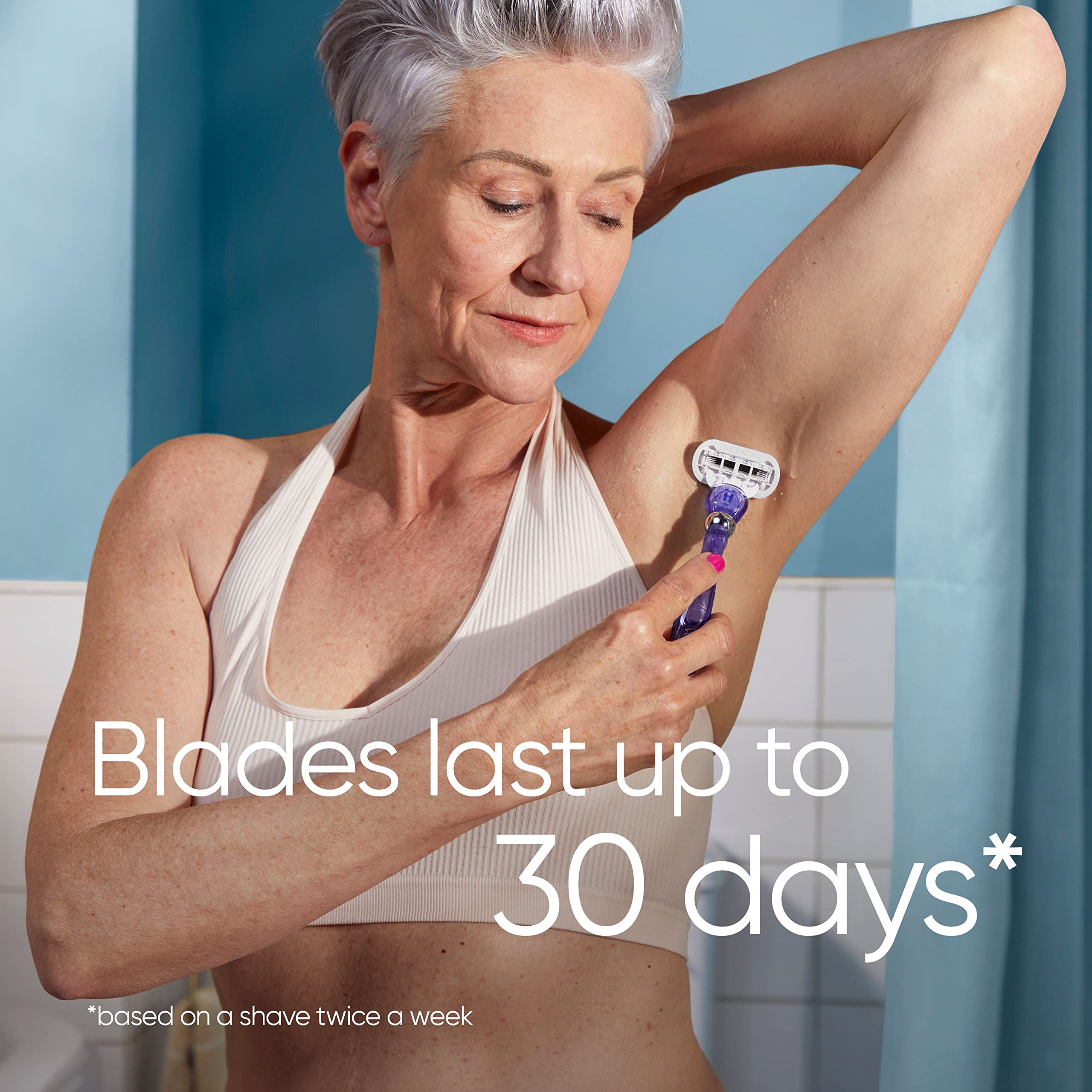 Gillette Venus Deluxe Smooth Swirl Razor Blades for Women - Pack of 3 Refill Blades with Lubrastrip & Vitamin E - Silky Smooth Shaving for Legs, Underarms & Bikini Line