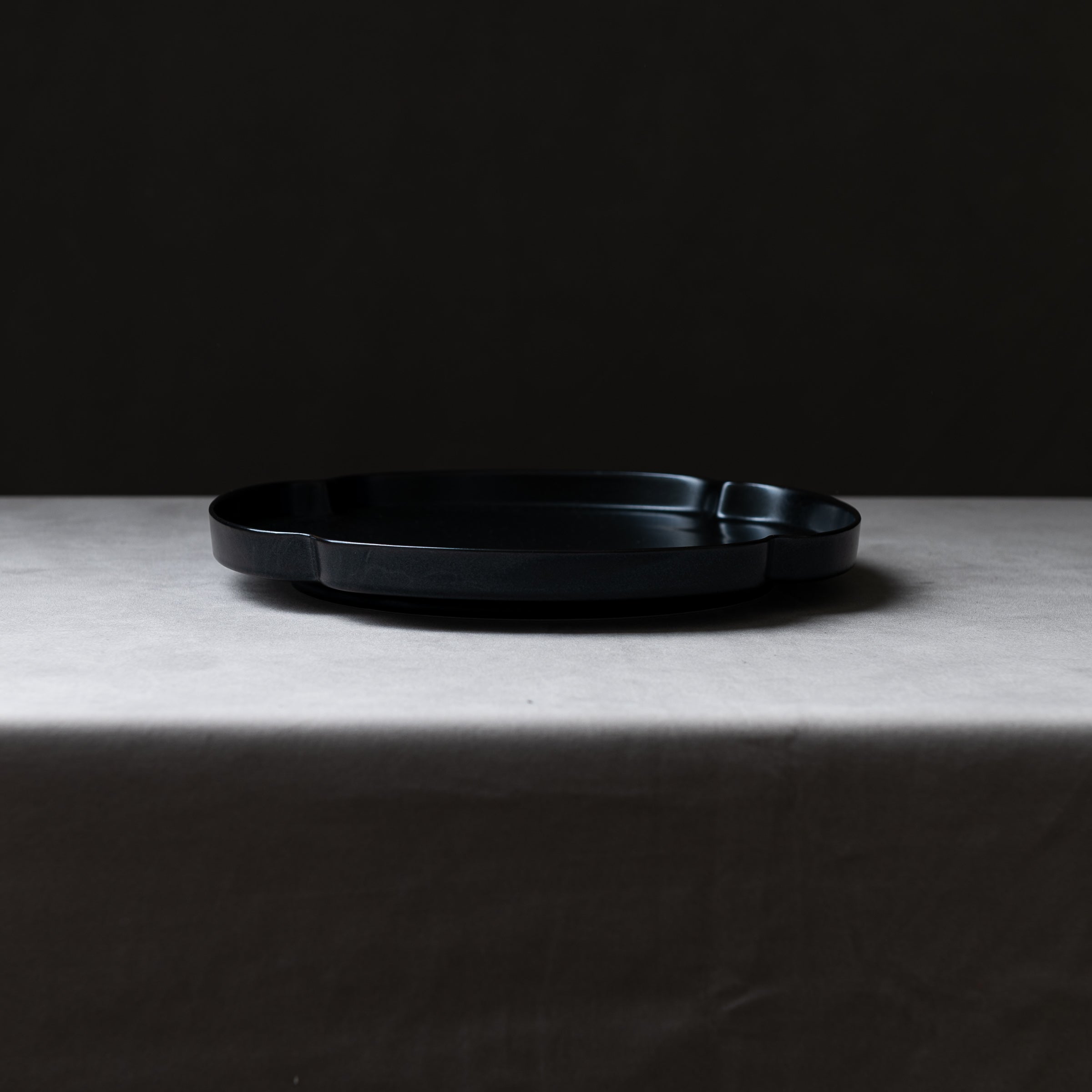 Tsudoi Shallow Plate - Clover & Matte Black Ceramic Dish for Sushi, Appetizers & Desserts | Elegant Japanese Tableware for Home Dining & Party Serving