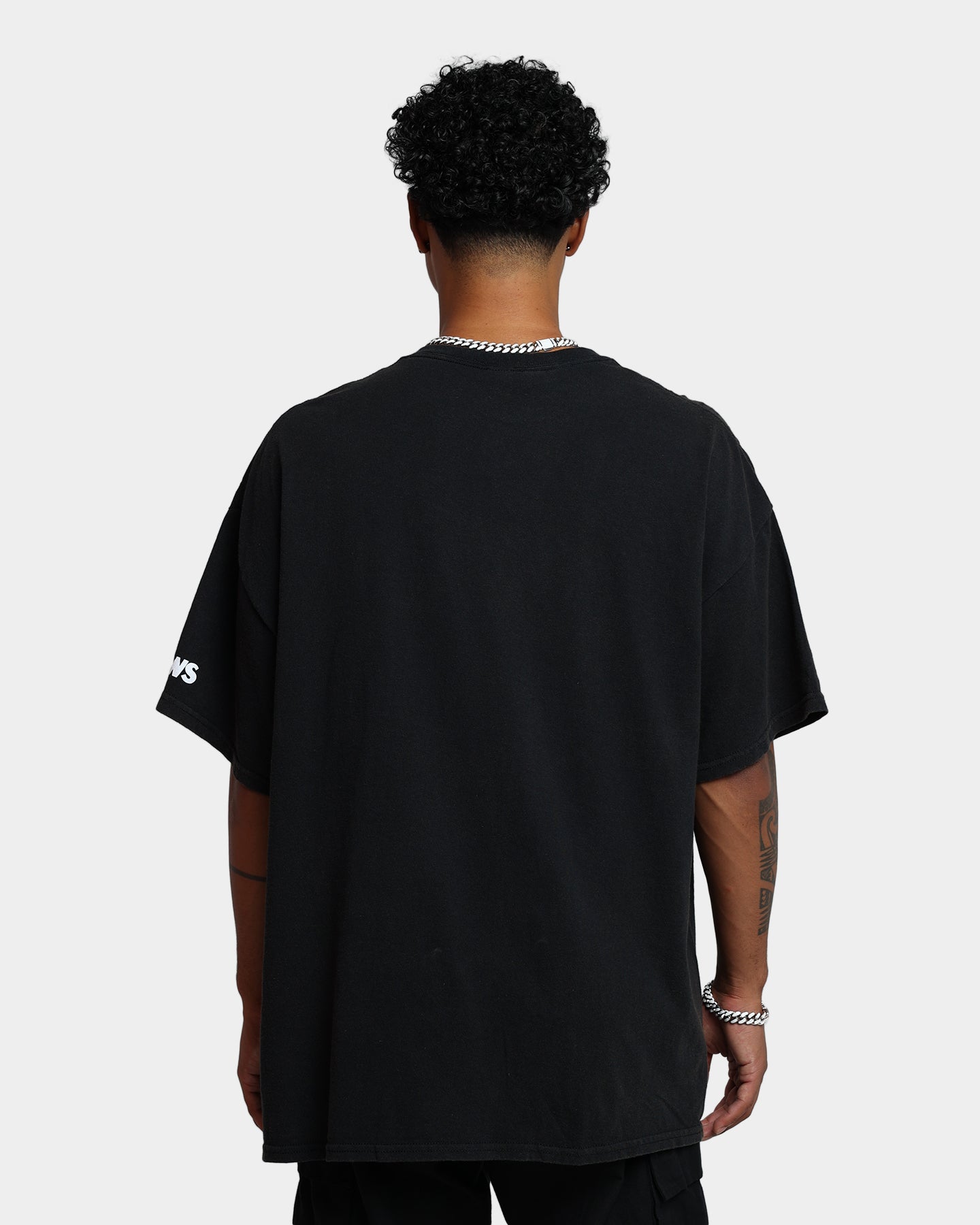 American Thrift X Jaws Vintage T-Shirt - Black Wash Distressed Tee | 80s Retro Movie Merchandise | Perfect for Casual Wear, Halloween Costumes & Pop Culture Fans