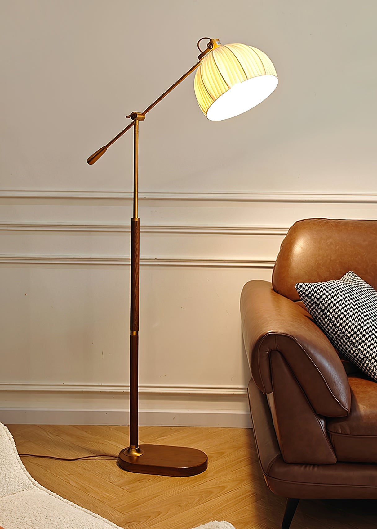 Alaric Modern Floor Lamp - Adjustable Brightness LED Standing Light for Living Room, Bedroom & Office - Stylish Home Decor Lighting