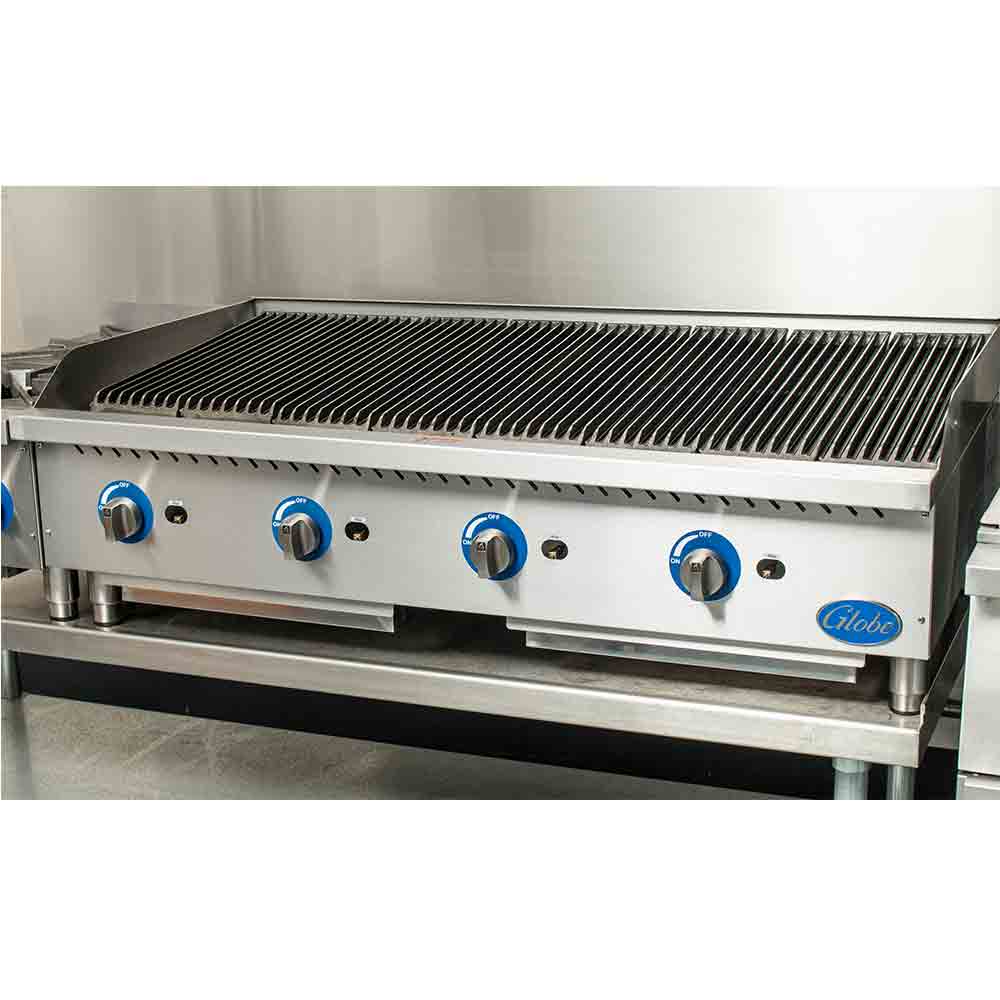 **Globe GCB48G CR 48-Inch Gas Countertop Charbroiler with 4 Radiant Burners – Perfect for Restaurants, Diners & Commercial Kitchens**