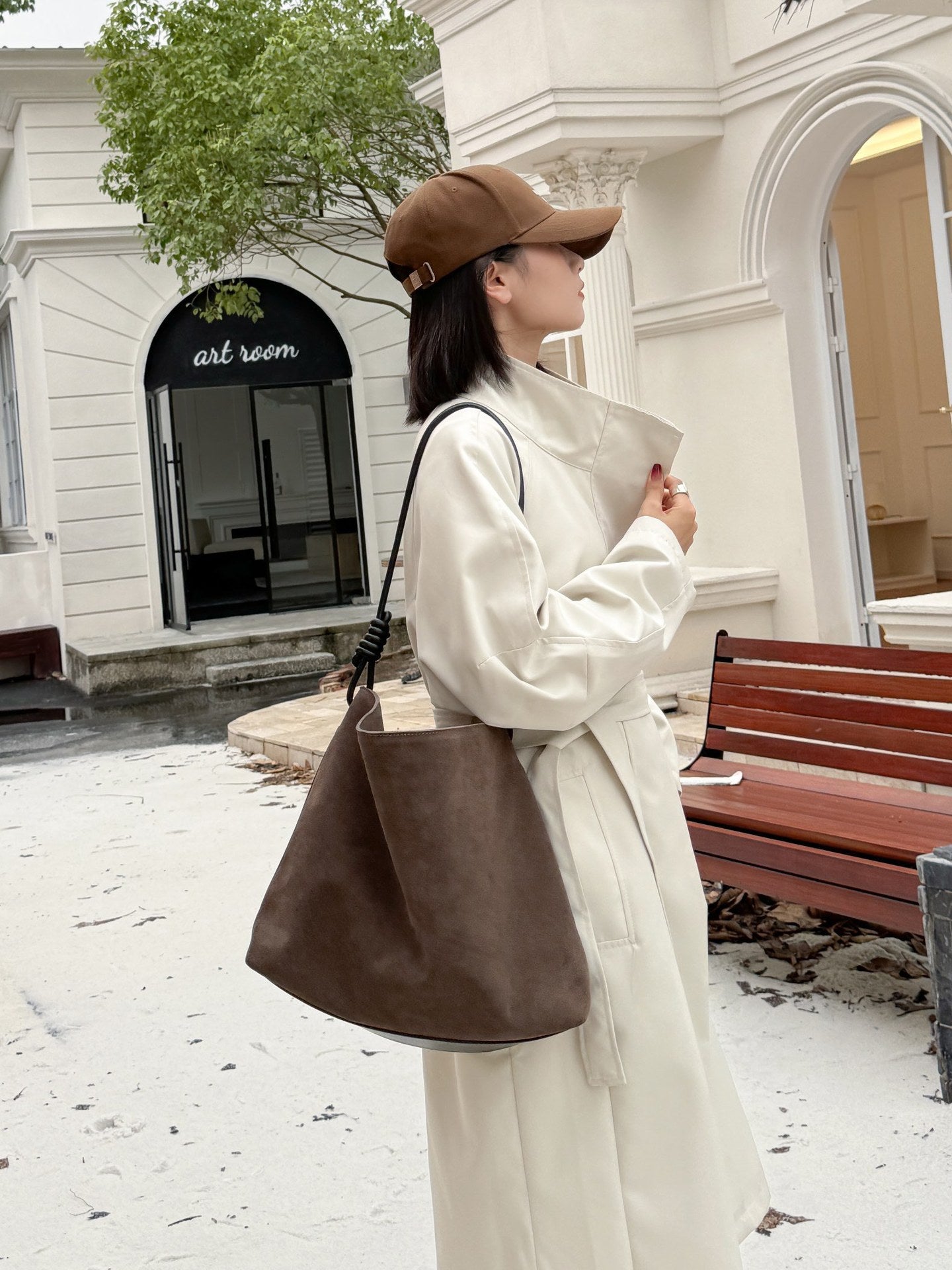 Stylish Women's Tote Bag - Fashionable Large Shoulder Bag for Work, Travel & Shopping - Durable & Spacious Designer Handbag for Everyday Use