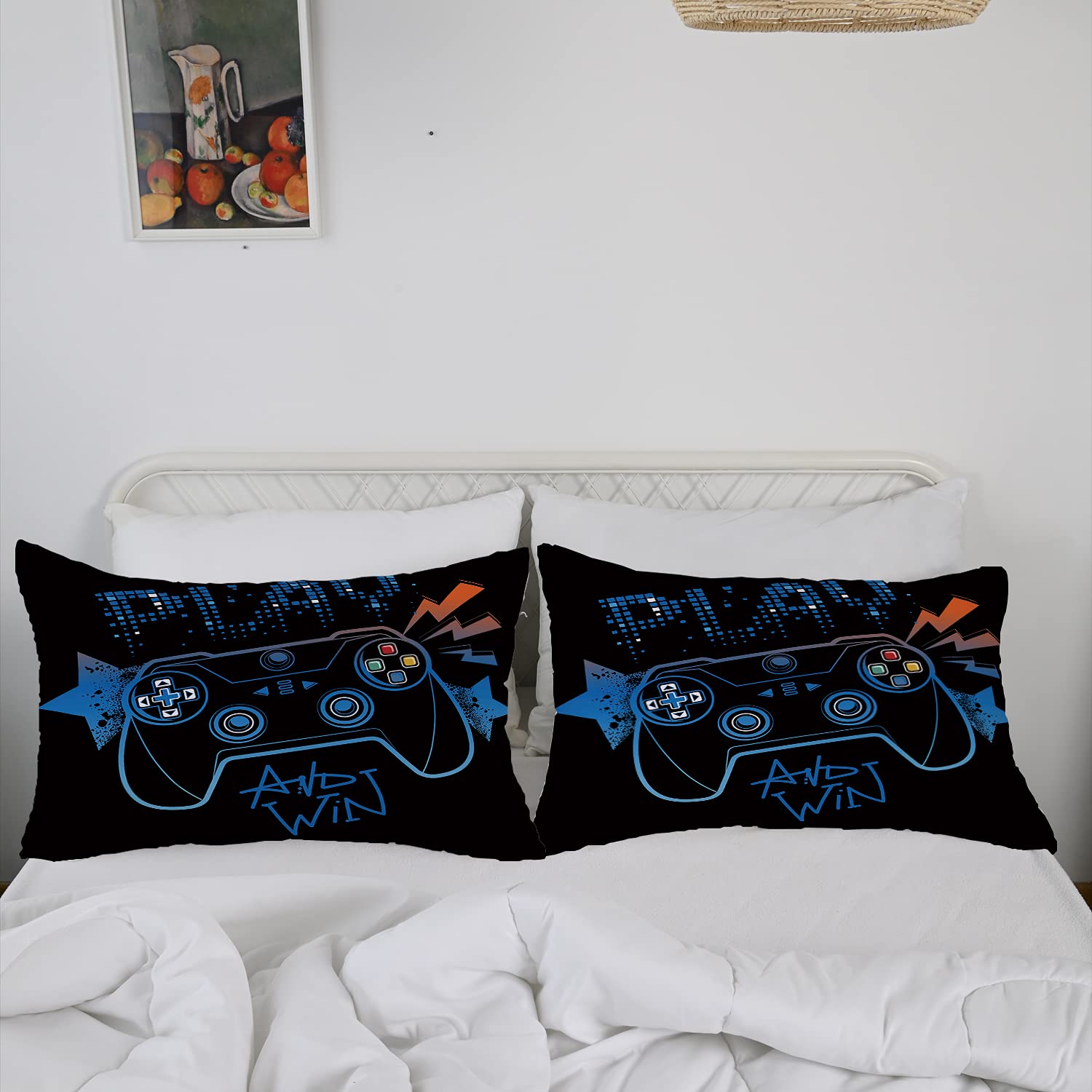 Ailonen Gaming Bedding Set Queen Size - 3 Piece Video Game Controller Themed Comforter with 2 Pillowcases | Soft Microfiber Bed Set for Gamers | Perfect for Gaming Rooms, Teen Bedrooms & Esports Enthusiasts