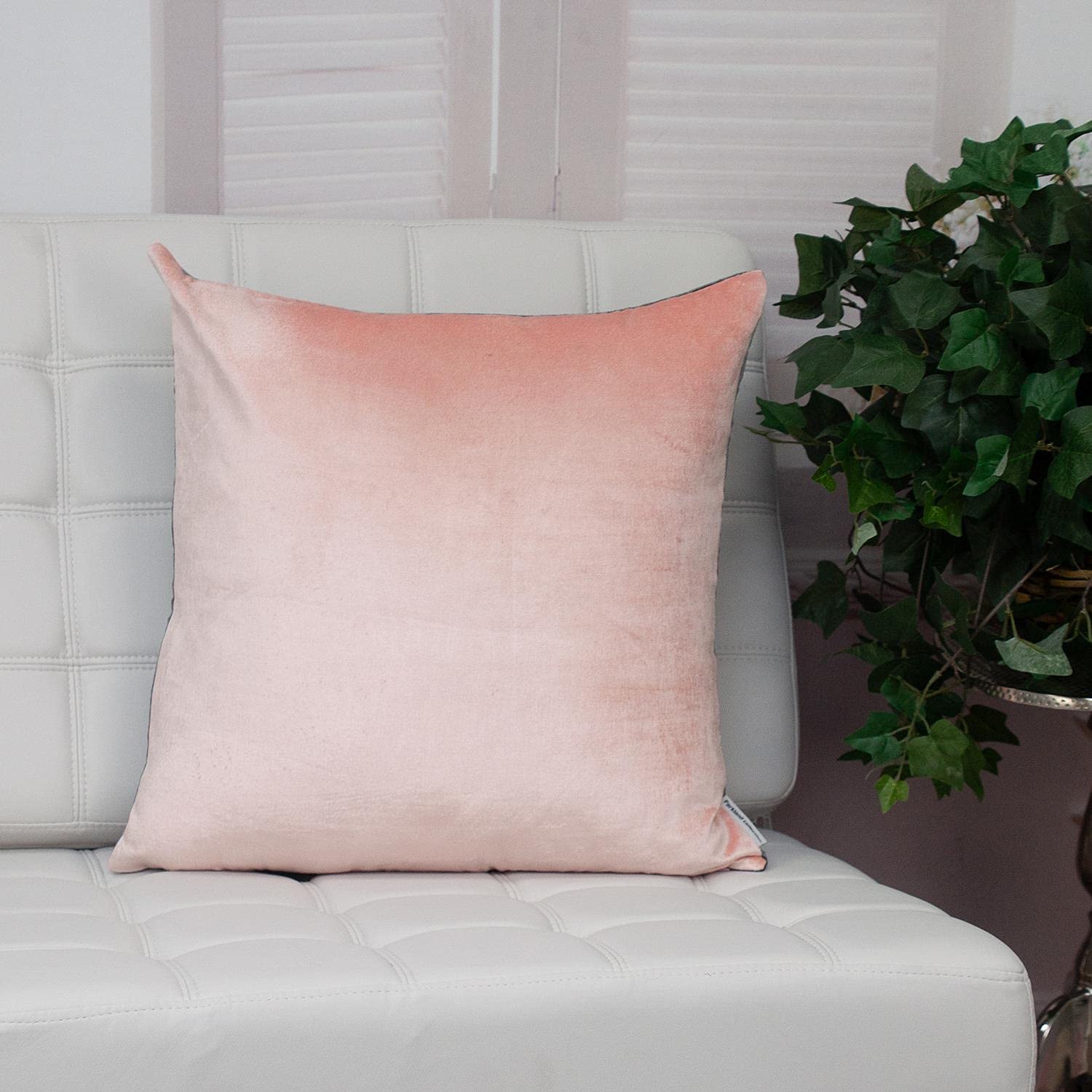 Bashira Transitional Pink Throw Pillow - Soft Decorative Cushion for Sofa, Bed & Living Room - Home Decor Accent for Modern & Cozy Spaces