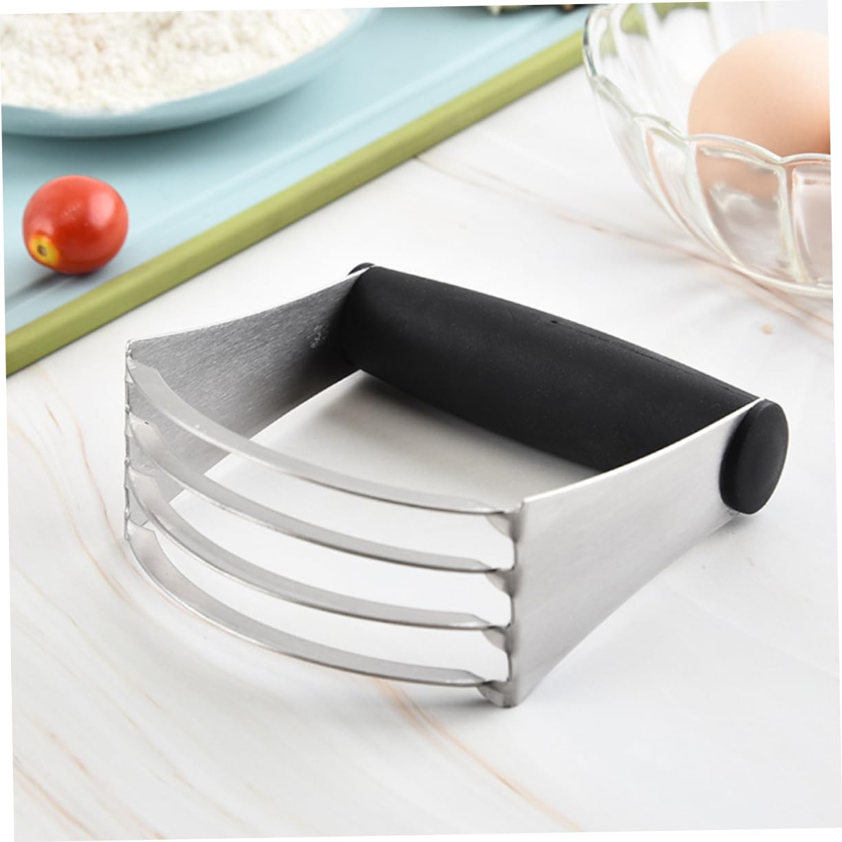 Stainless Steel Pastry Dough Blender - Handheld Baking Tool for Mixing Flour & Dough