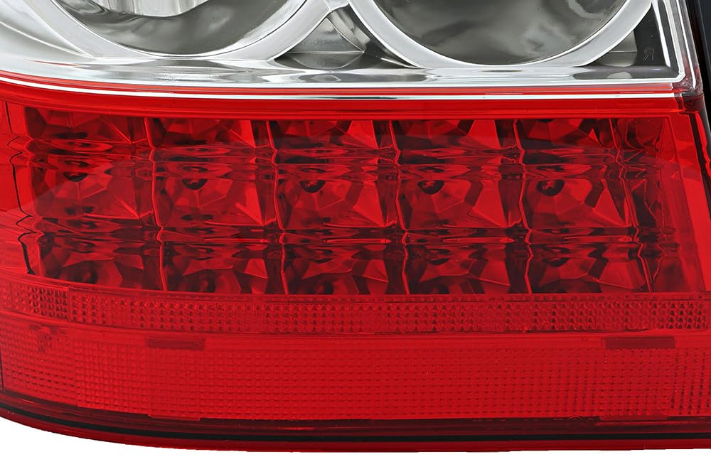 Toyota Highlander Hybrid Tail Lights Lamps Set for 2006-2007 Models - Left & Right Side Replacement - Perfect for Night Driving & Enhanced Vehicle Safety