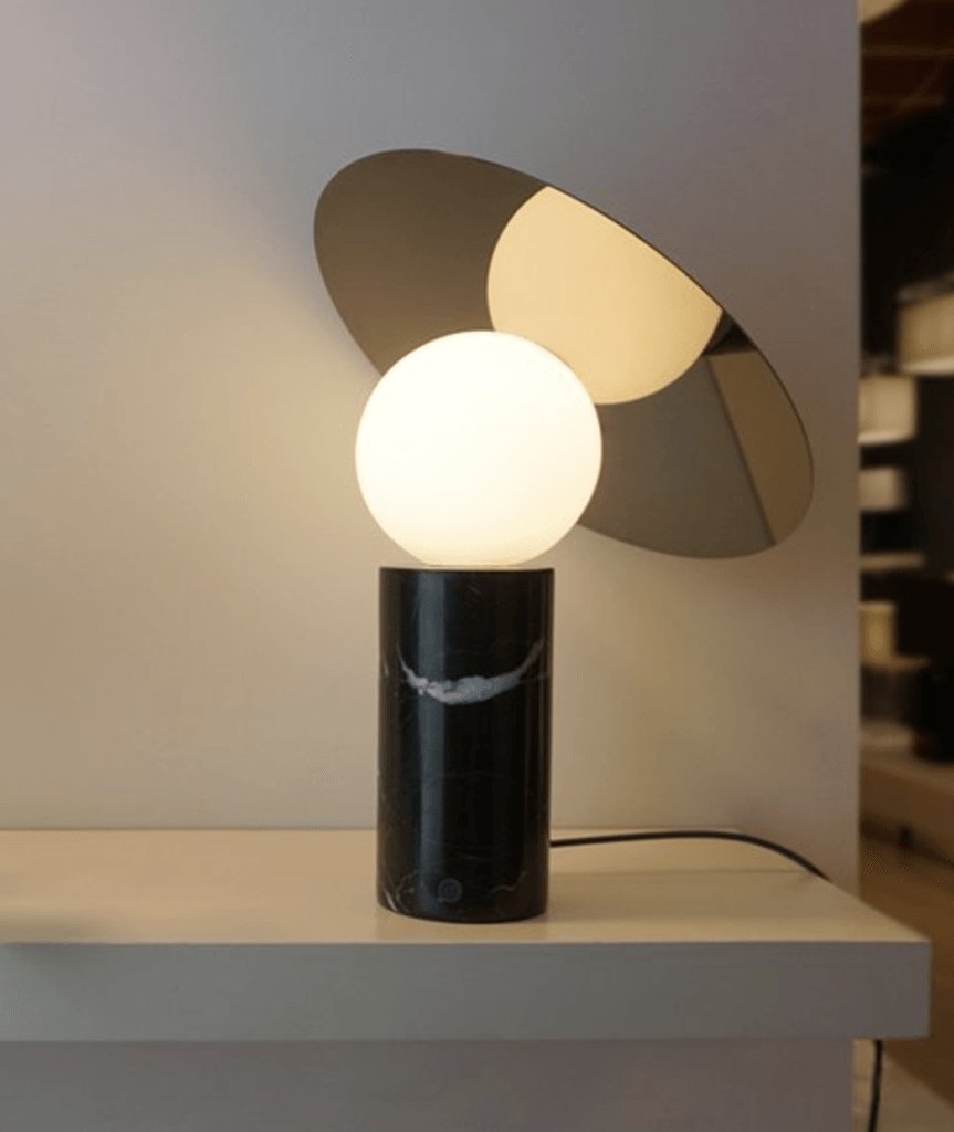 Modern Bola Disc Table Lamp - Minimalist LED Nightstand Light for Bedroom, Living Room & Office - Stylish Home Decor Lighting for Relaxation & Reading