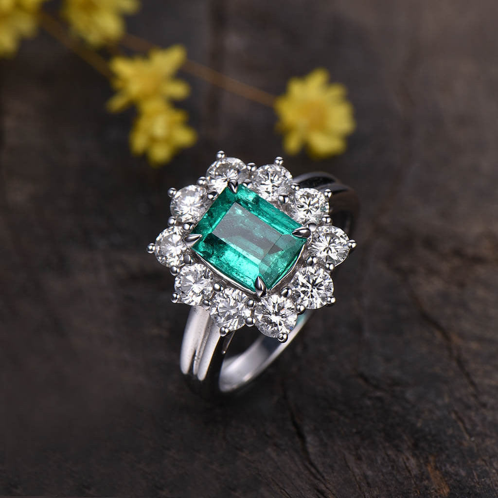 Vintage Natural Emerald Cut Emerald and Moissanite Engagement Ring - Queen Floral Design for Women | Perfect for Wedding, Proposal, Anniversary & Special Occasions