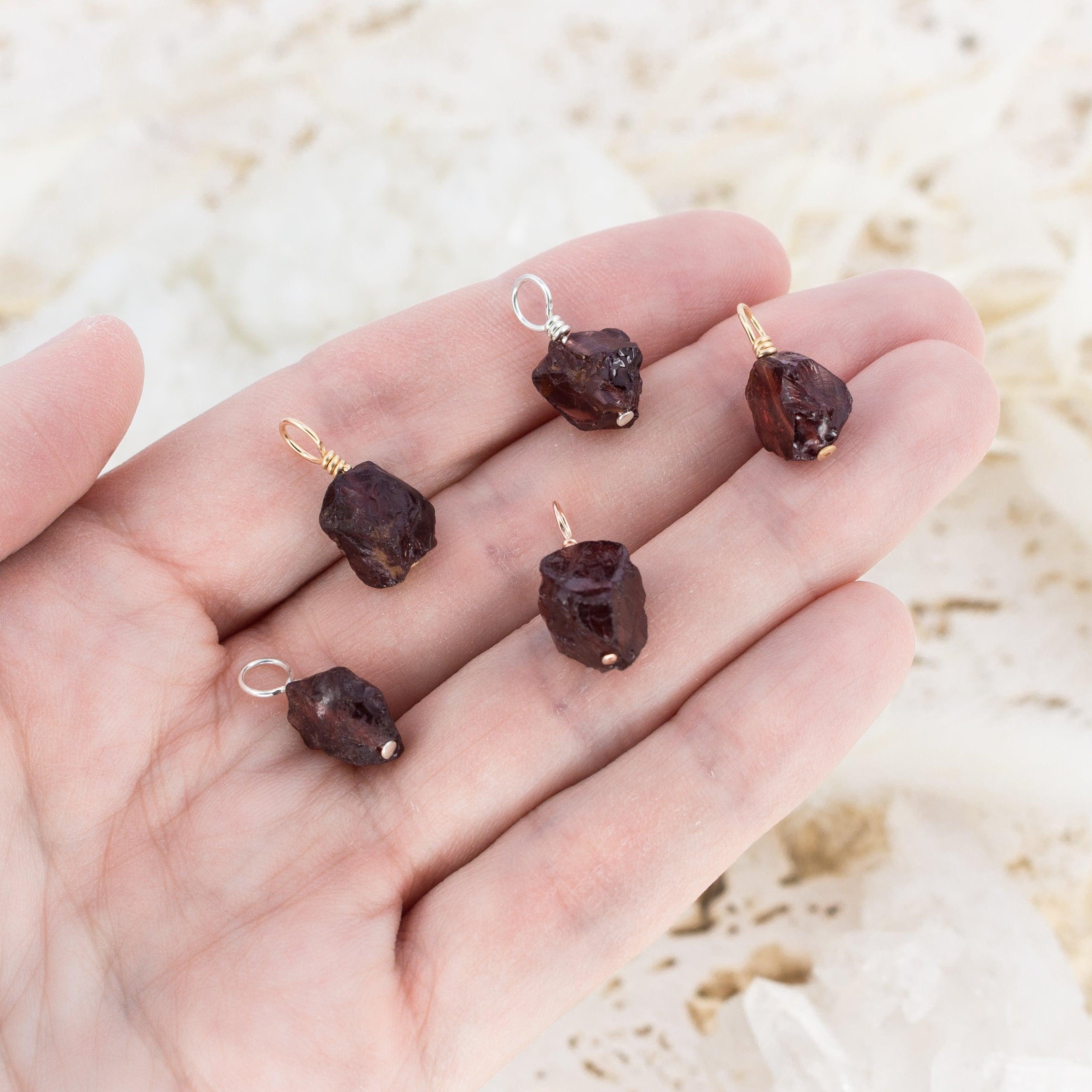 Natural Raw Garnet Crystal Pendant Necklace - Healing Stone Jewelry for Women & Men - Perfect for Meditation, Energy Work & Spiritual Gifts
