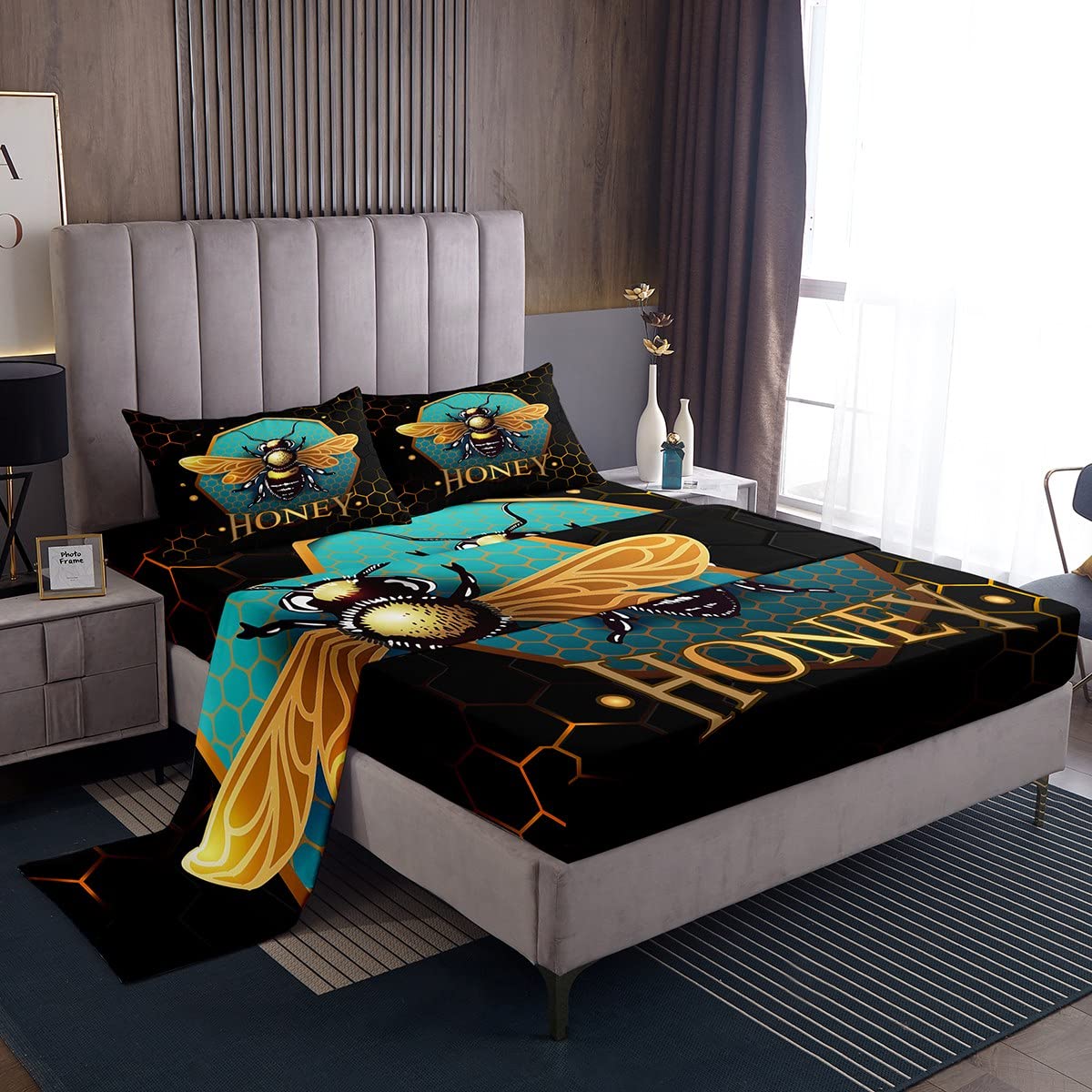 Manfei Flying Bee Kids King Size Sheet Set - Golden Honeycomb Bedding for Boys & Girls, Teens Room Decor, Wild Animal Print 4pc Set (Fitted Sheet + Flat Sheet + 2 Pillowcases) - Soft & Comfortable for Kids Bedroom, Dorm, Sleepovers & Nursery Decor