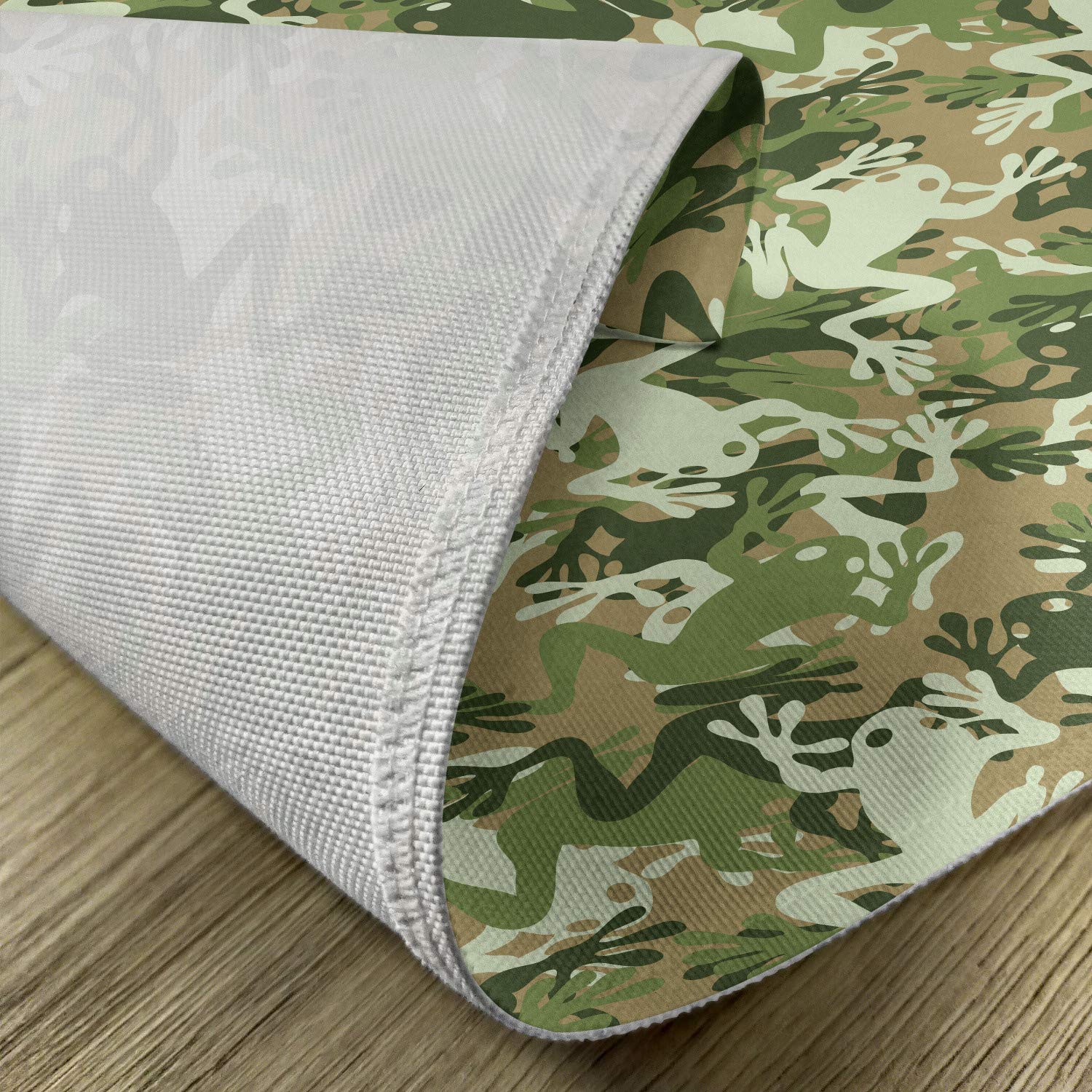 Ambesonne 4-Piece Animal Placemats Set - Skull Camouflage & Frog Pattern Art Print, Washable Fabric Table Mats for Dining Room & Kitchen Decor in Sage Pine Green | Perfect for Dinner Parties, Holiday Gatherings & Everyday Use