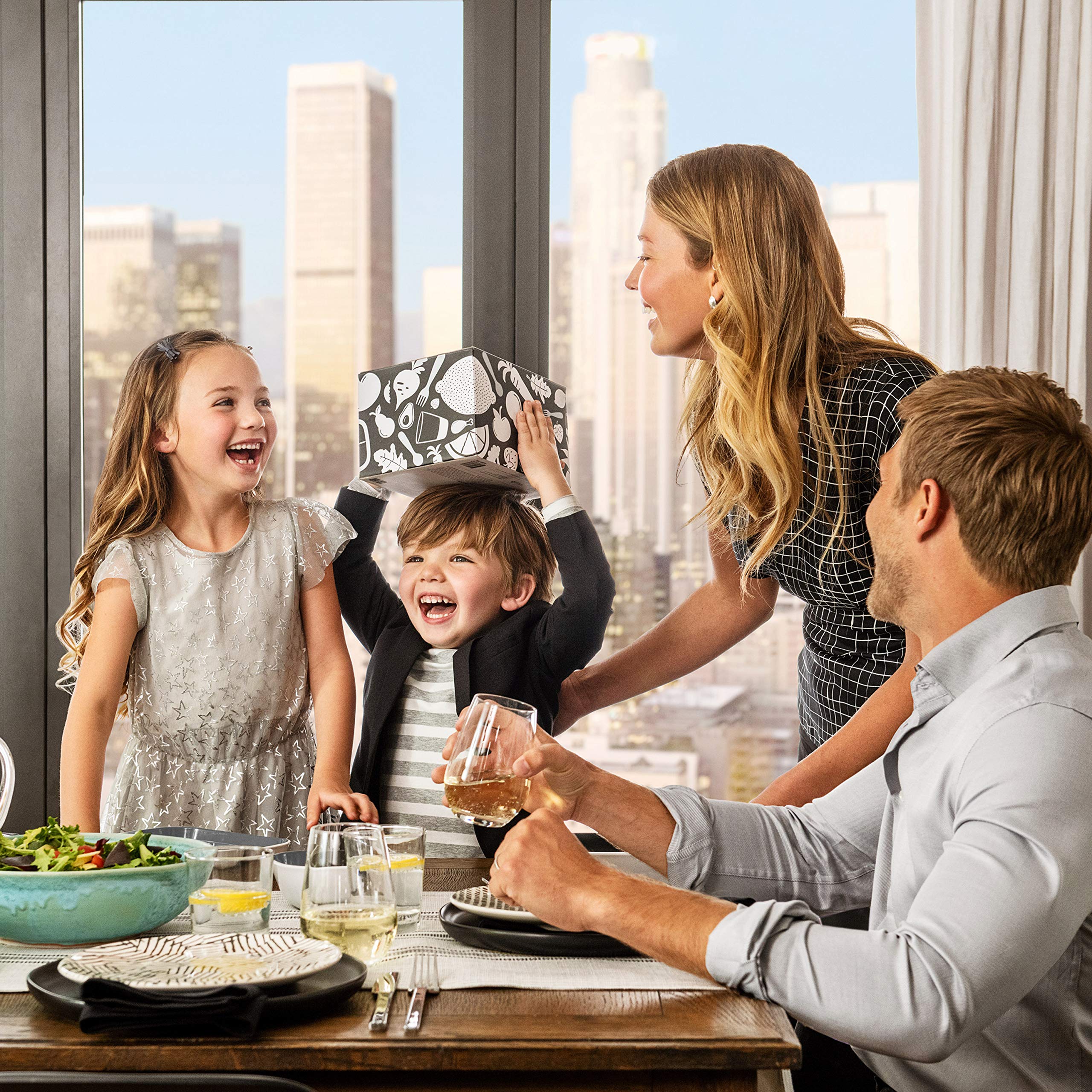 Munchkin Grown Ups Table Toddler Dining Set - Stainless Steel Utensils for Kids, Grey | Perfect for Baby-Led Weaning, Toddler Mealtime & Family Dining