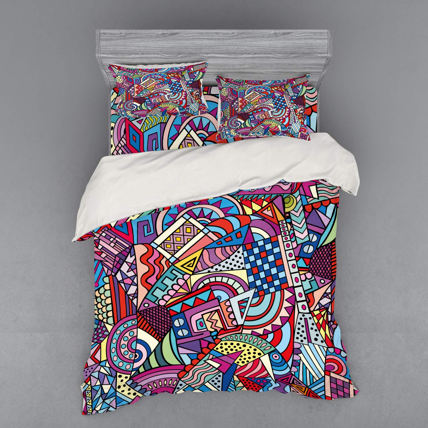 Ambesonne Psychedelic Duvet Cover Set - Queen Size 4-Piece Bedding with Shams & Fitted Sheet | Vibrant 90s Stained Glass Style Triangle Squares Modern Art Print | Perfect for Bohemian Bedrooms, Dorm Decor & Hippie Themed Rooms