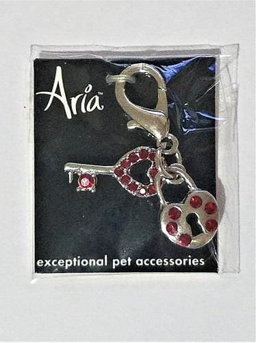 Aria Heart and Key Collar Charm - Elegant Dog Necklace for Small Medium Dogs, Perfect for Pet Fashion Accessories, Daily Wear & Special Occasions
