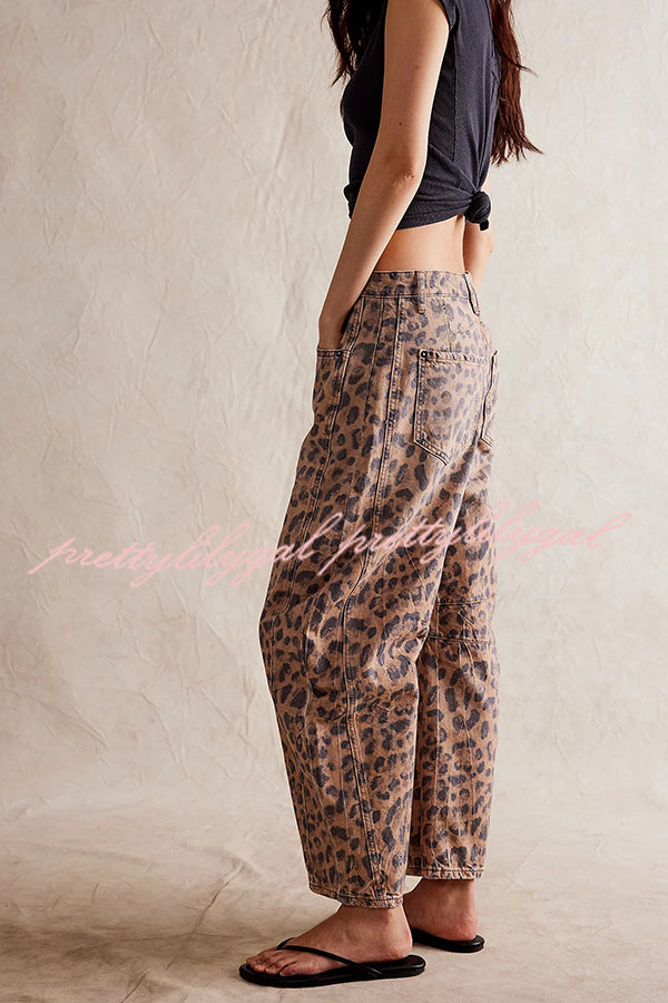 We The Free Women's Denim Leopard Print Mid Rise Barrel Jeans with Pockets - Stylish Casual Wear for Everyday Outfits & Street Fashion