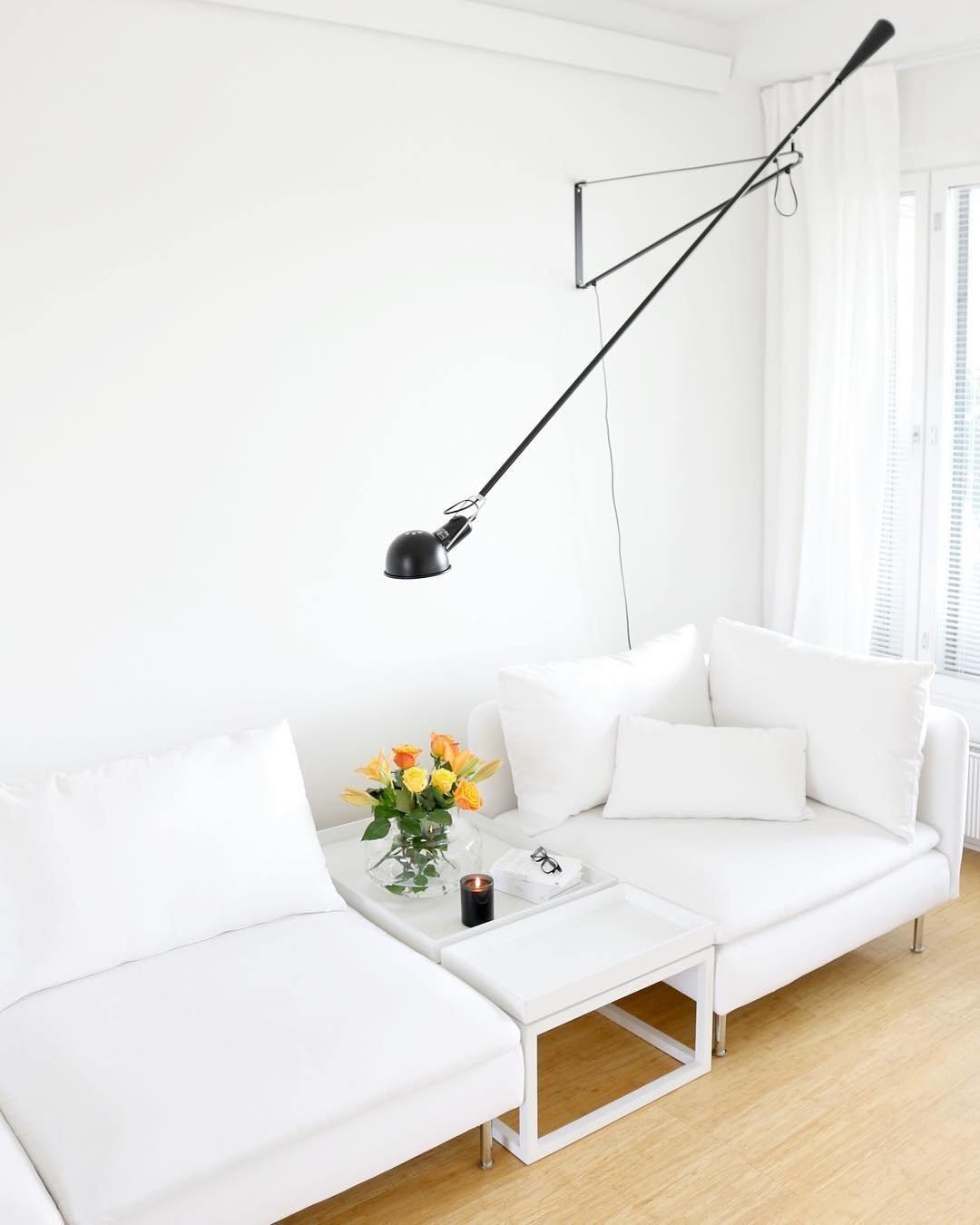Plug-in Wall Sconce with Long Arm - Modern Adjustable Reading Light for Bedroom, Living Room & Office - Energy Efficient LED Wall Lamp for Home Decor