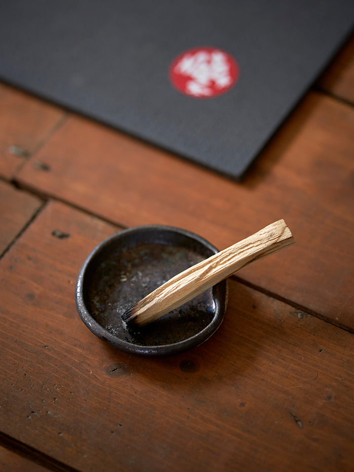 Palo Santo Sticks - 5 Pack | Natural Incense for Meditation, Yoga & Relaxation | Eco-Friendly & Handcrafted Spiritual Smudge Sticks