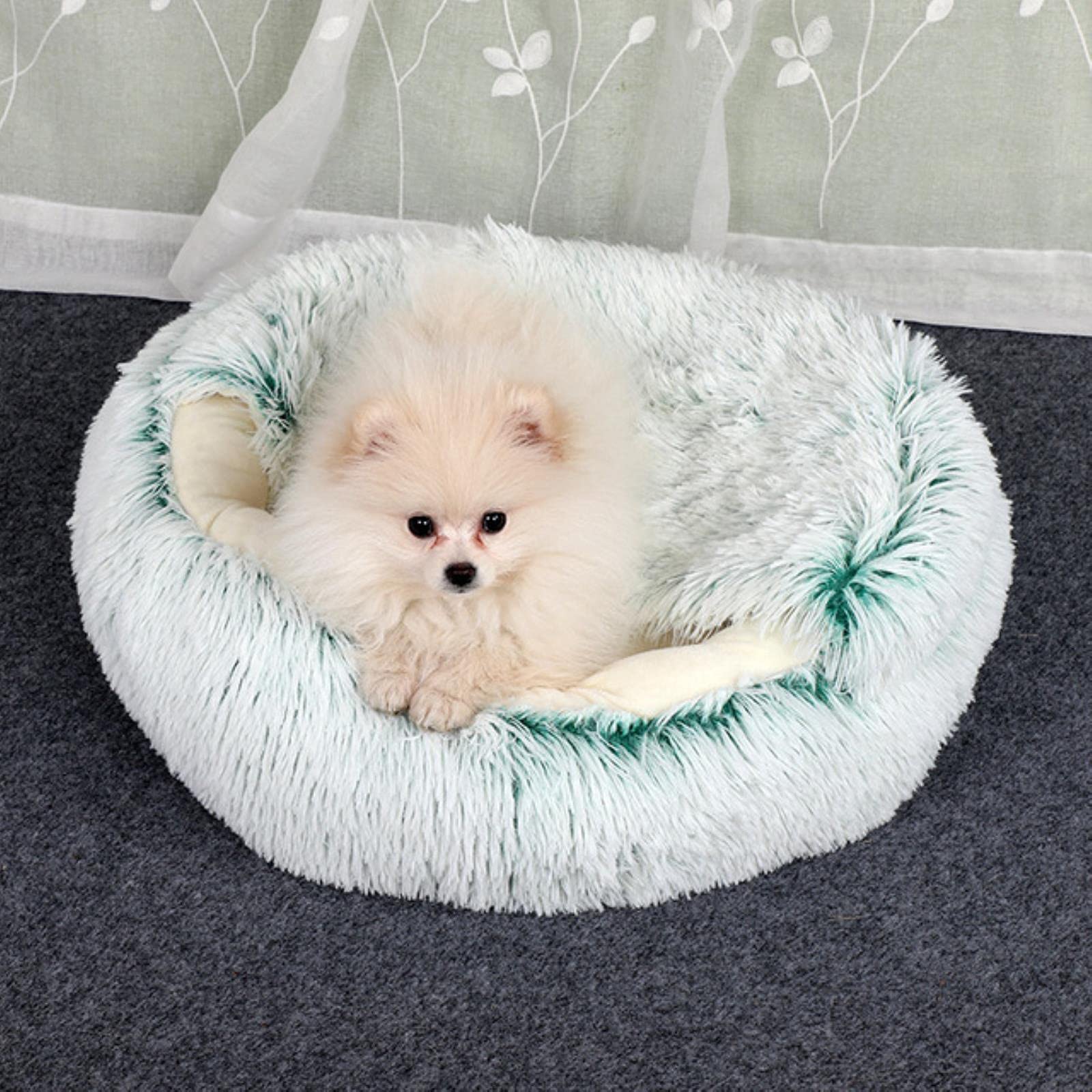 Cozy Round Plush Cat Bed - Warm Pet Sleeping Bag for Dogs & Cats, Soft Cushioned House for Puppies & Kittens - Perfect for Winter Nights, Living Room Lounging, and Cozy Napping