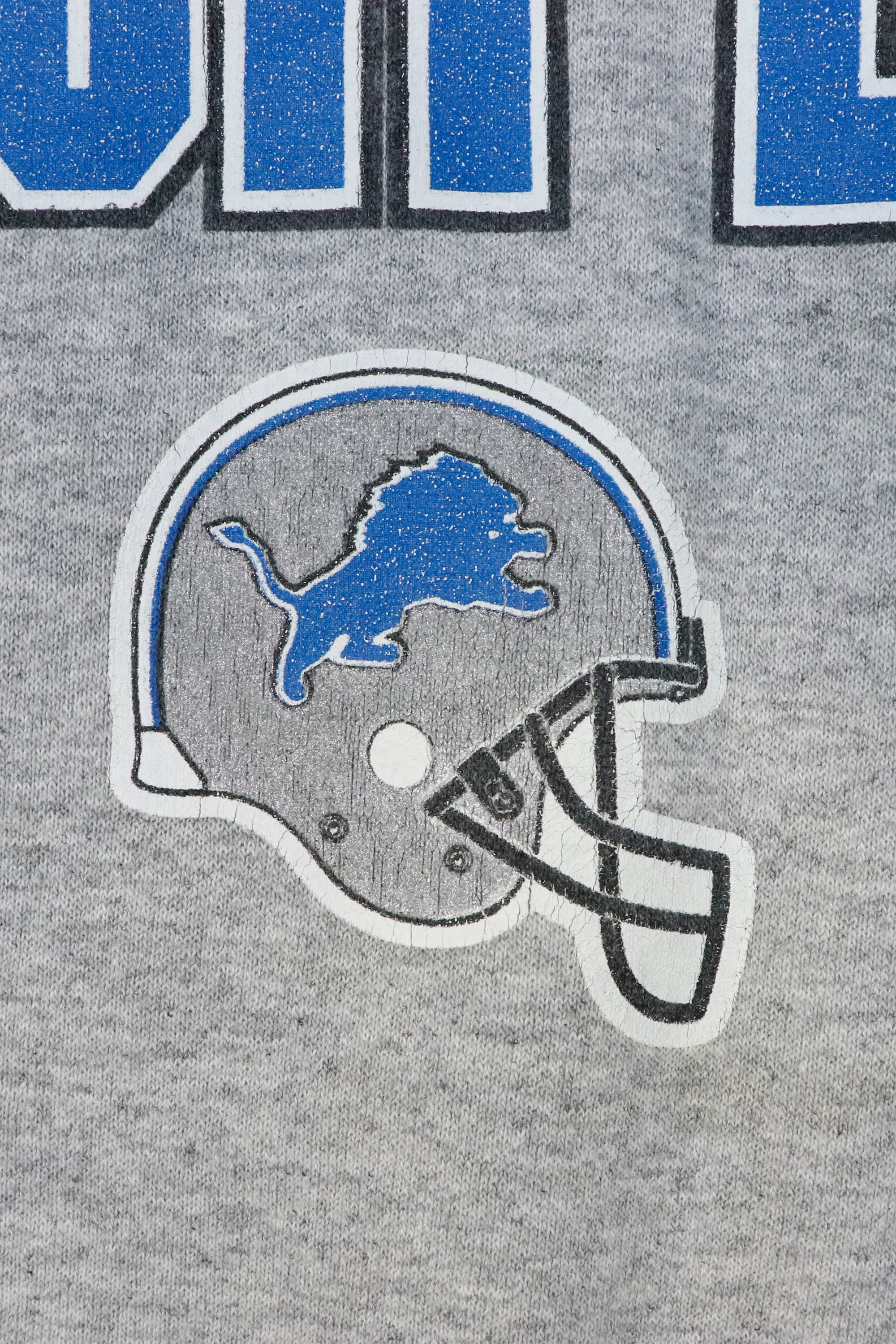 Vintage NFL Detroit Lions Sweatshirt - Men's & Women's Retro Football Hoodie - Officially Licensed NFL Apparel - Perfect for Game Day, Tailgating & Casual Wear