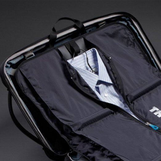 Thule Crossover 22”/58cm Rolling Upright Suiter Luggage - Durable Carry-On Suitcase for Business Travel & Weekend Getaways