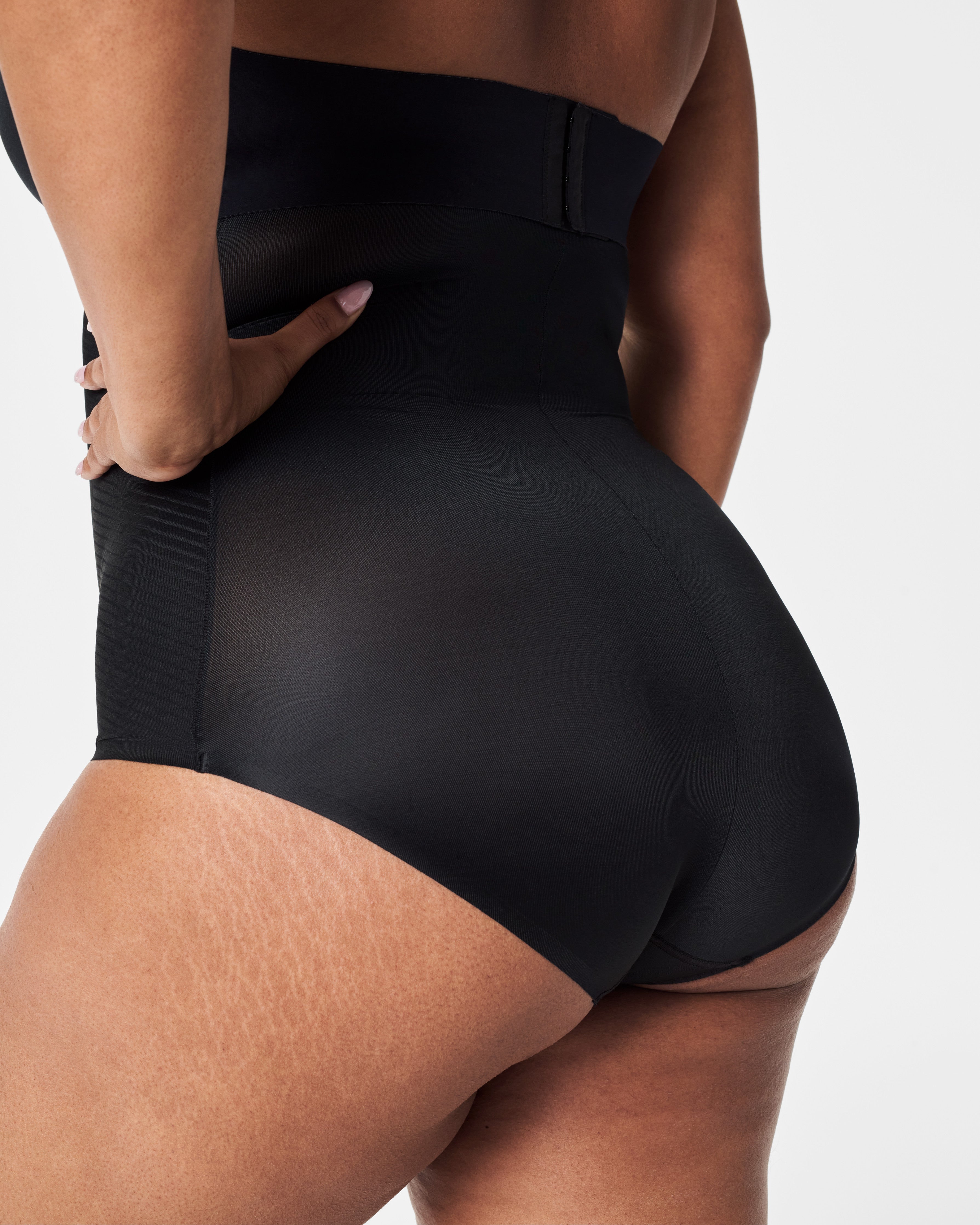 SPANX Shapewear Invisible High Waisted Briefs for Women - Seamless Tummy Control Panties - Perfect for Everyday Wear, Work & Special Occasions