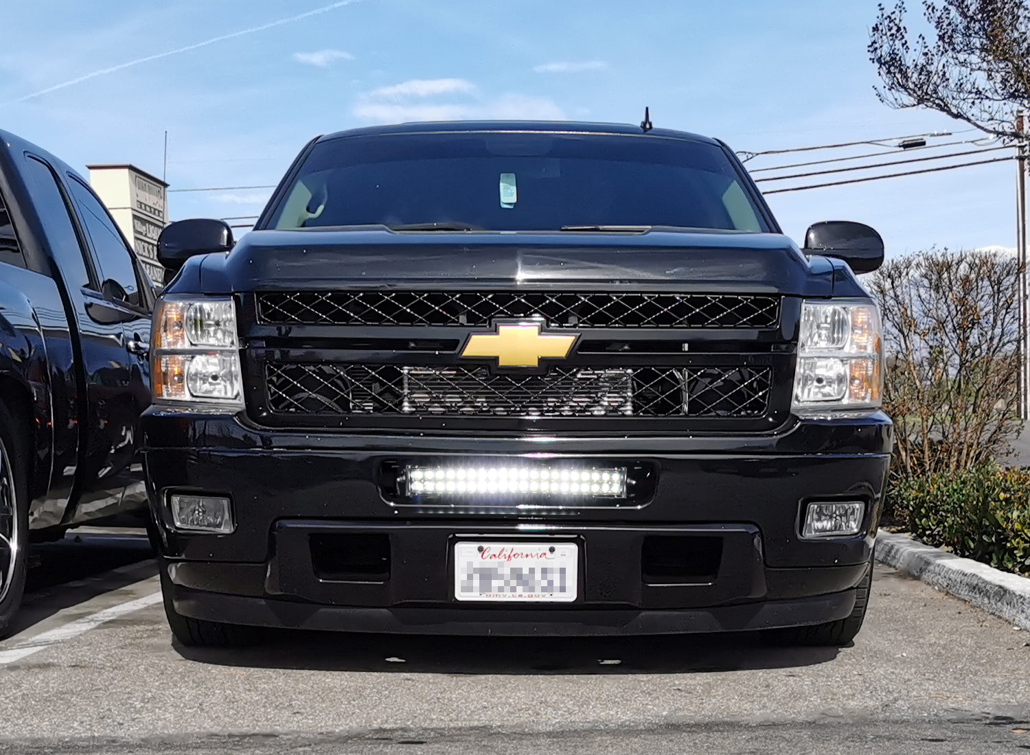 120W 20 LED Light Bar with Mounting Bracket & Wiring Kit - Compatible with 2011-2014 Chevy Silverado 2500/3500HD - Off-Road, Truck, ATV, Jeep Lighting for Night Driving & Outdoor Adventures
