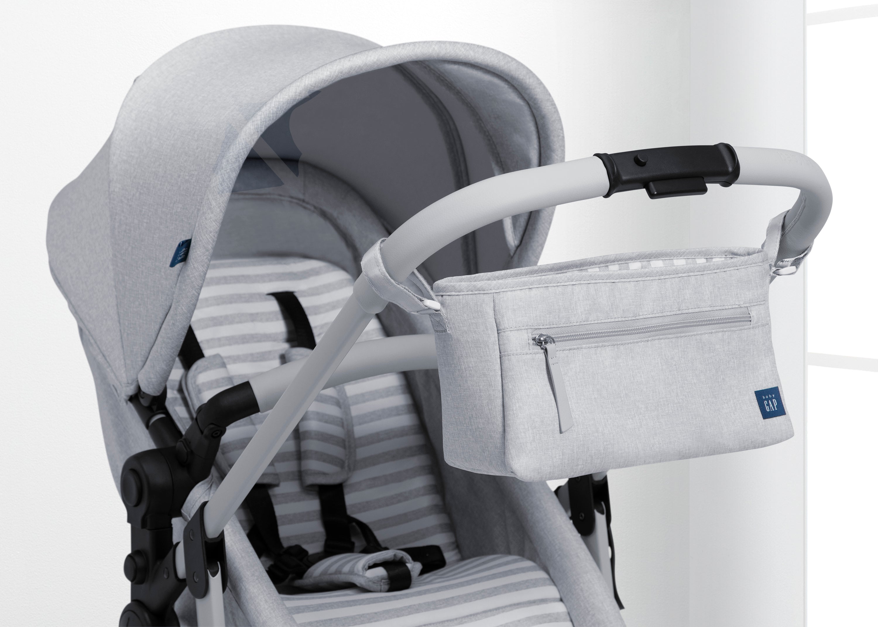 BabyGap Classic Parent Organizer for Single Stroller - Diaper Bag with Multiple Pockets & Insulated Bottle Holder - Perfect for On-the-Go Parents, Travel & Daily Strolls