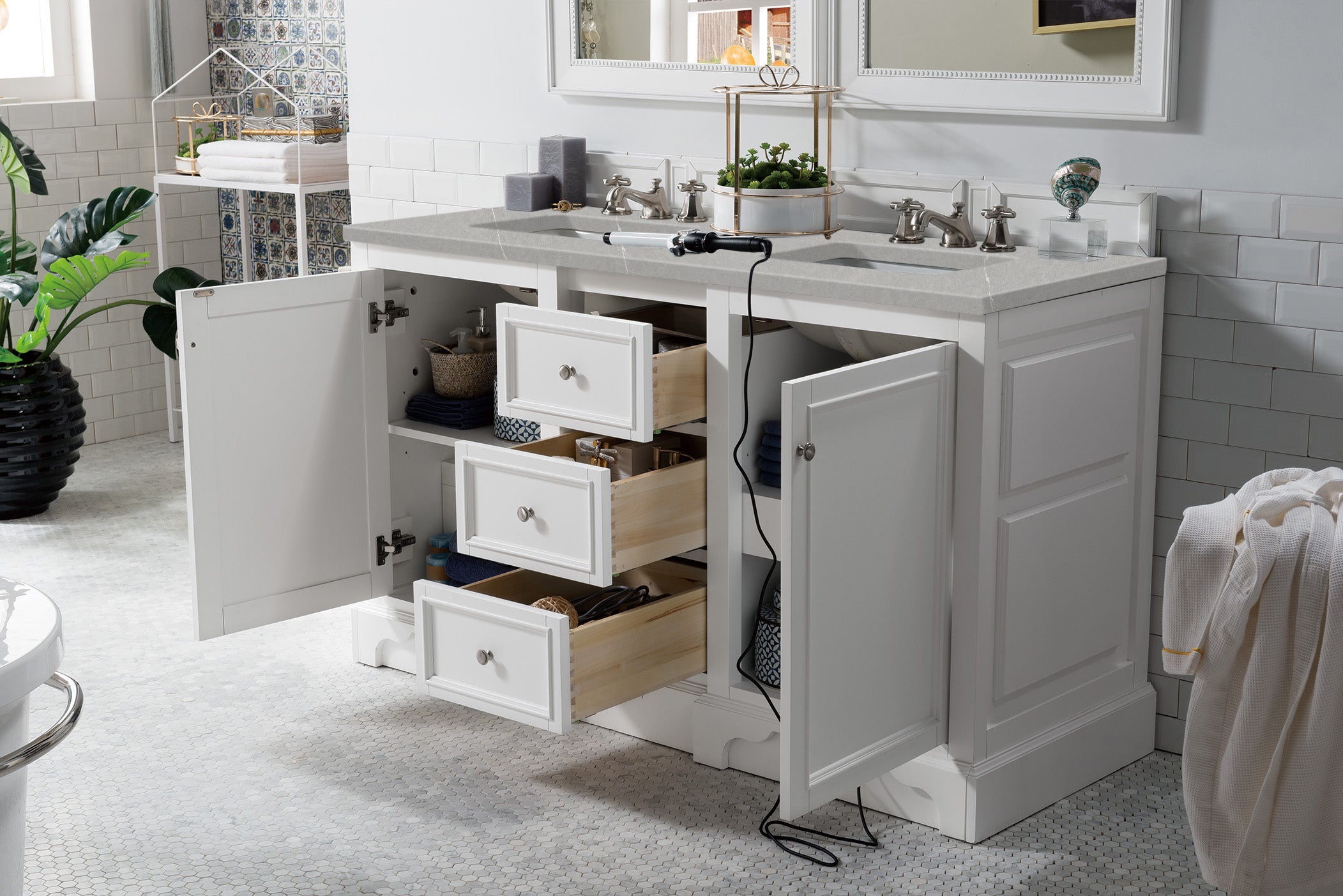 De Soto 60-Inch Double Vanity with 3CM Eternal Serena Quartz Top in Bright White - Perfect for Modern Bathroom Renovations & Master Suite Upgrades
