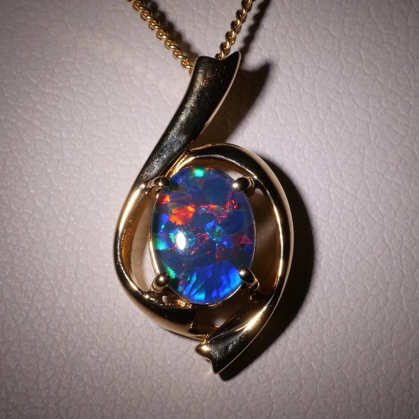 18K Yellow Gold Synthetic Stone Necklace for Women - Elegant Layering Jewelry for Daily Wear, Party & Gift Giving
