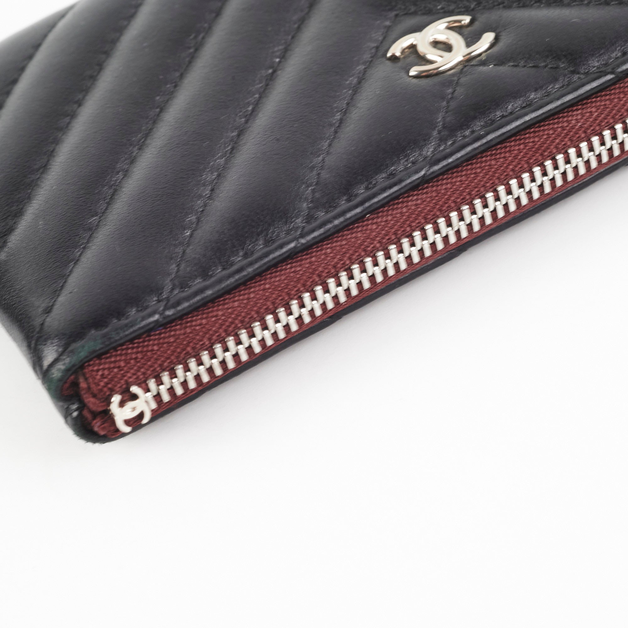 Chanel Small Chevron Black O Case - Luxury Leather Wallet for Women | Perfect for Everyday Use, Travel & Gifting