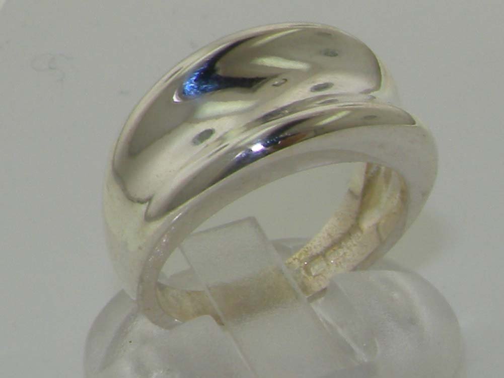 925 Sterling Silver Concave Anniversary Ring for Women - Modern Contemporary Wedding Band - Perfect for Anniversaries, Engagements & Special Occasions