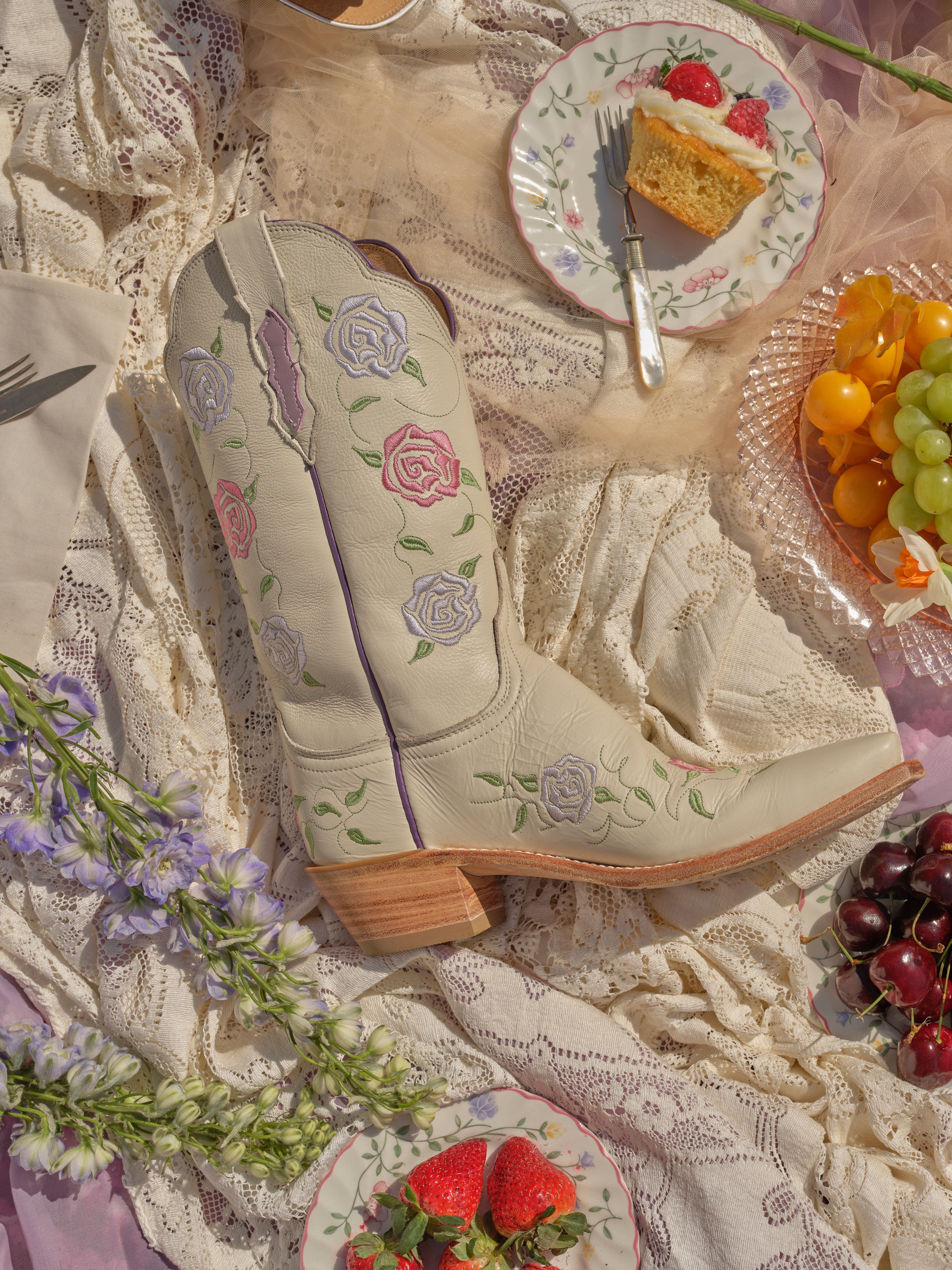 Botanica Look 02 - Stylish Women's Floral Print Dress for Spring & Summer | Perfect for Garden Parties, Brunch Dates & Vacation Outfits