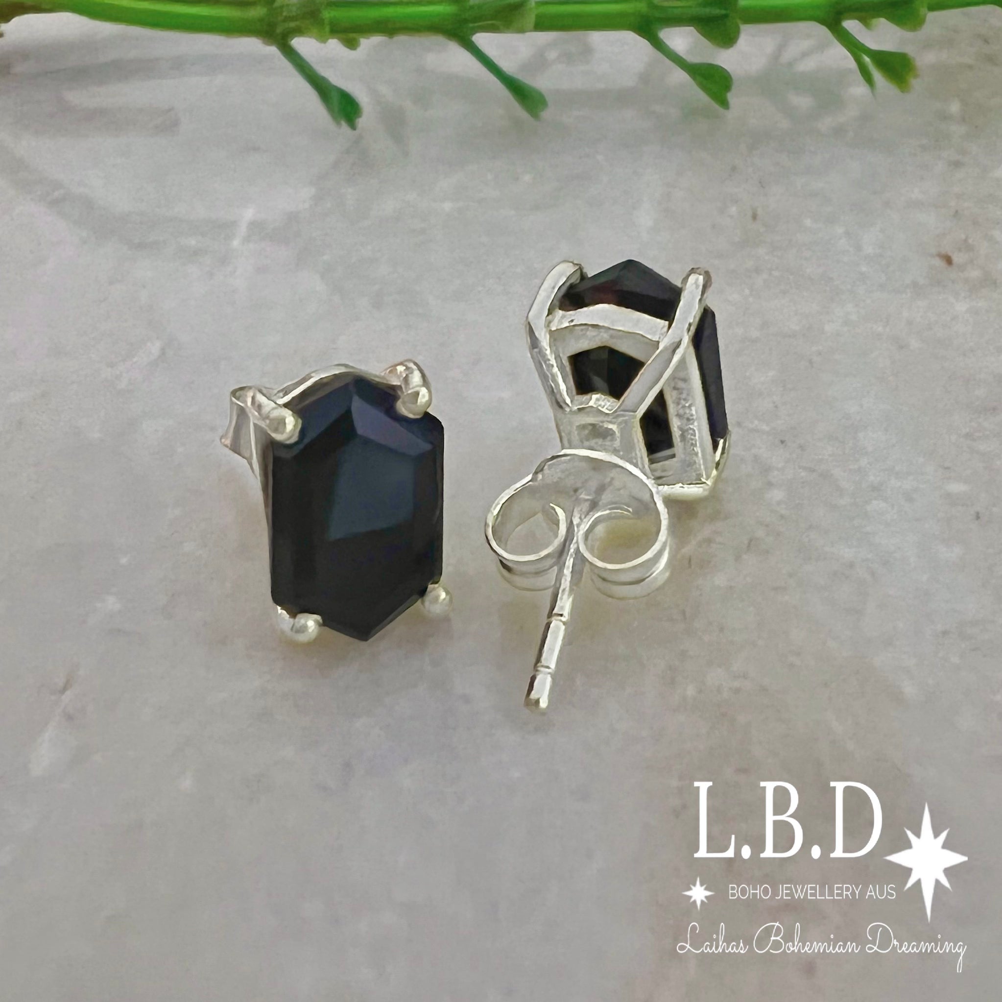 Hexagonal Onyx Stud Earrings for Women - Minimalist Black Crystal Earrings for Daily Wear & Gift Giving