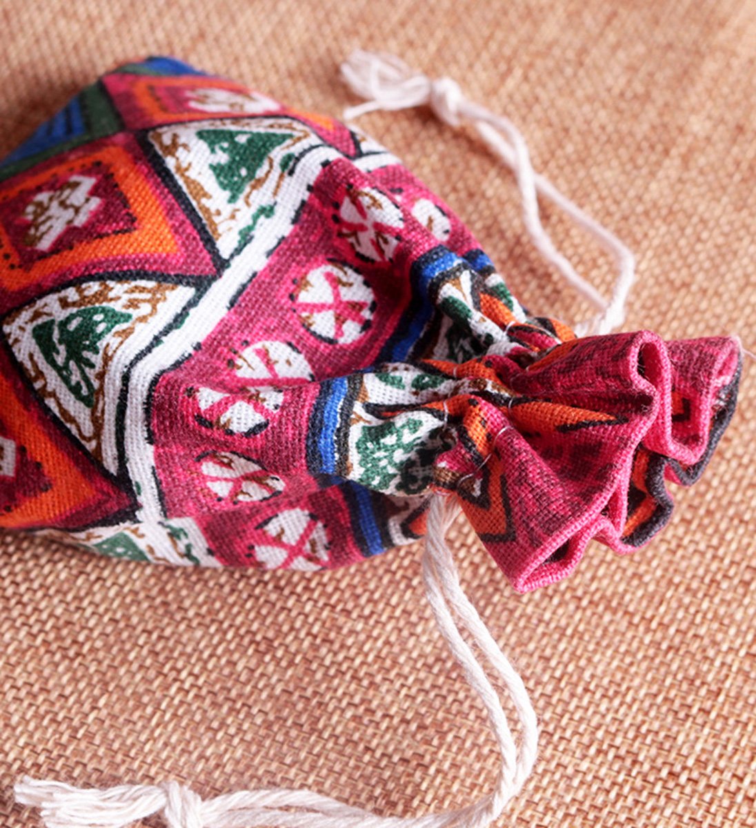 Sheliky 20-Pack Cotton Linen Drawstring Pouches - 3.9x5.3 Inch Bohemian Print Jewelry & Coin Bags for Wedding Favors, Party Gifts, DIY Crafts (Red) | Perfect for Organizing Small Items, Gift Wrapping, and Handmade Projects