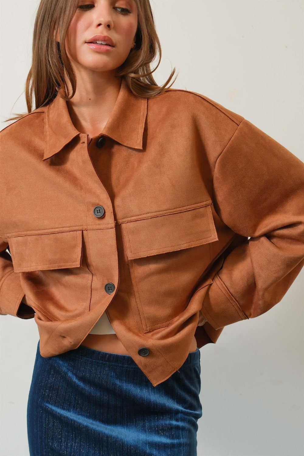 Women's Suede Cropped Jacket with Buttons - Stylish & Comfortable for Fall & Winter Outfits | Perfect for Casual, Office & Date Nights