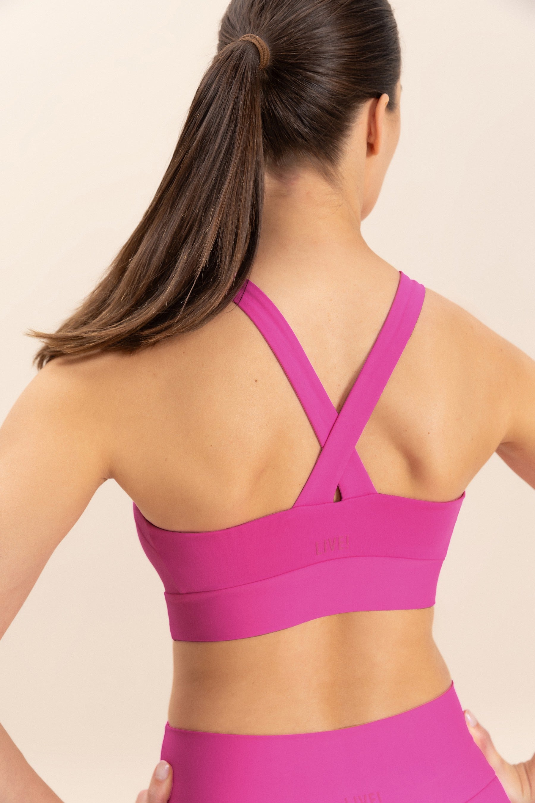 Form Hydefit® Adaptiv Sports Bra - High Support Workout Bra for Women, Seamless Comfort & Breathable Fabric - Perfect for Running, Yoga & Gym Training
