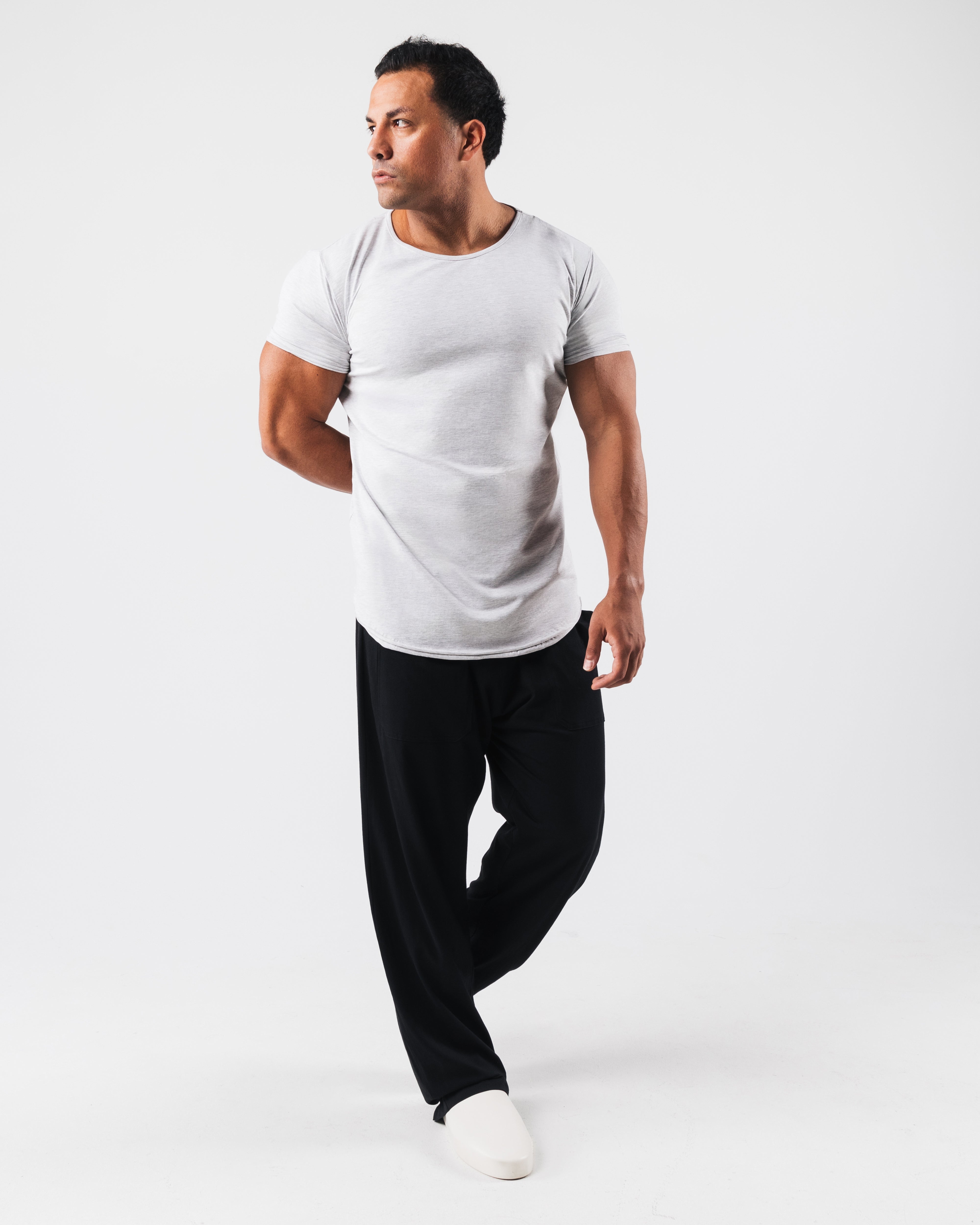 Essential Scoop Neck T-Shirt for Women - Soft Heather Grey Cotton Tee - Perfect for Casual Wear, Layering & Everyday Comfort