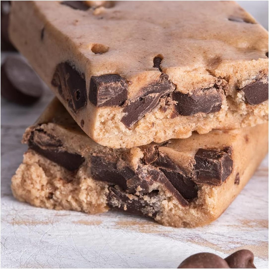 Quest Nutrition Protein Bar - Chocolate Chip Cookie Dough Flavor | 21g Protein, 1g Sugar, Keto Friendly, High Fiber | Perfect for Post-Workout Recovery & Healthy Snacking (12 Count)