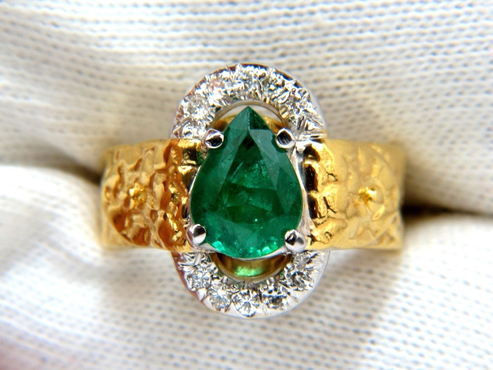 18KT 1.90CT Natural Emerald Diamond Ring - Vintage Scaling Pattern Clip Over Design for Engagement, Anniversary & Special Occasions