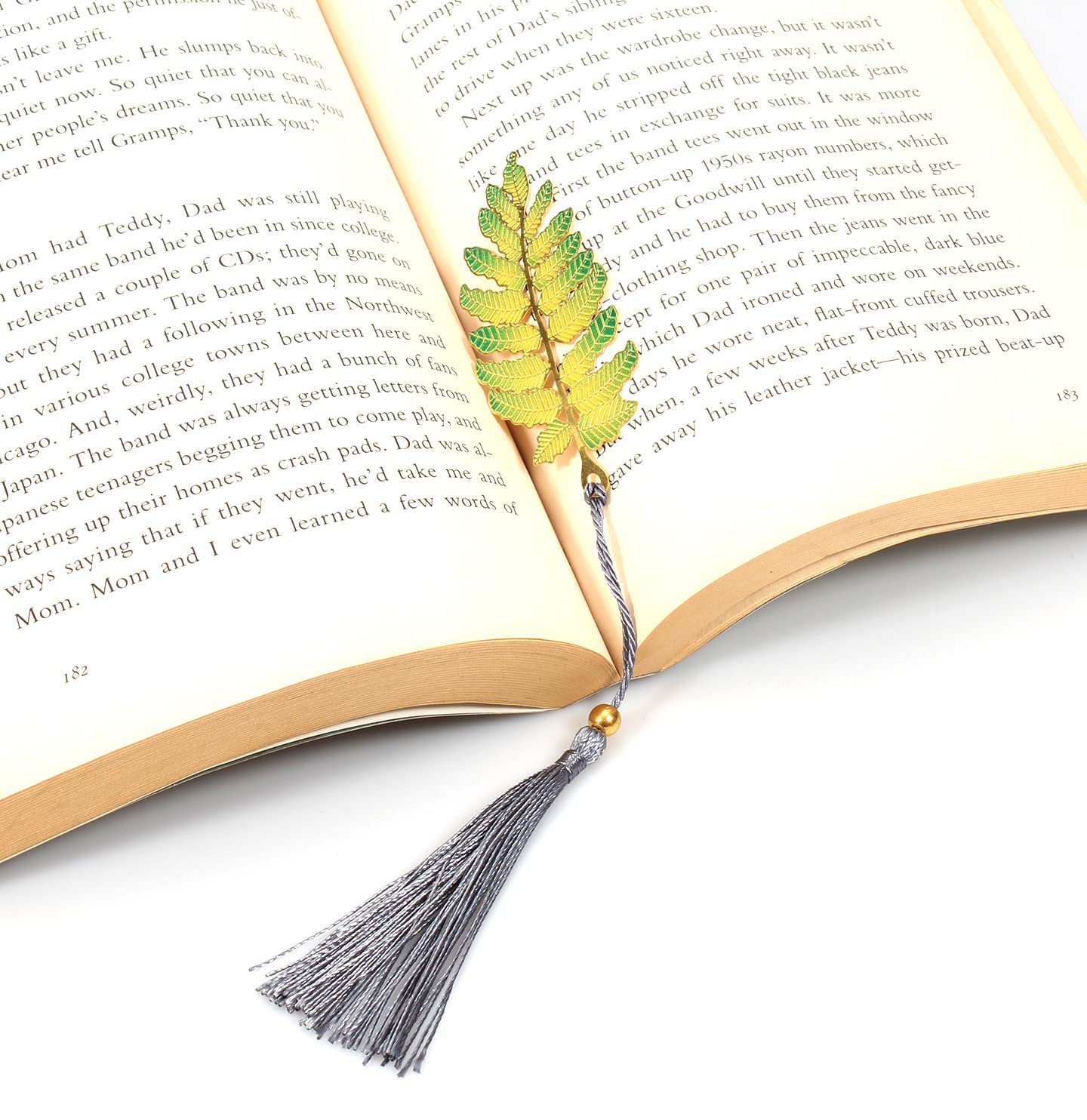 Elegant Metal Leaf Tassel Bookmarks - Perfect Gift for Book Lovers, Students & Readers - Ideal for Books, Journals, and Reading Accessories