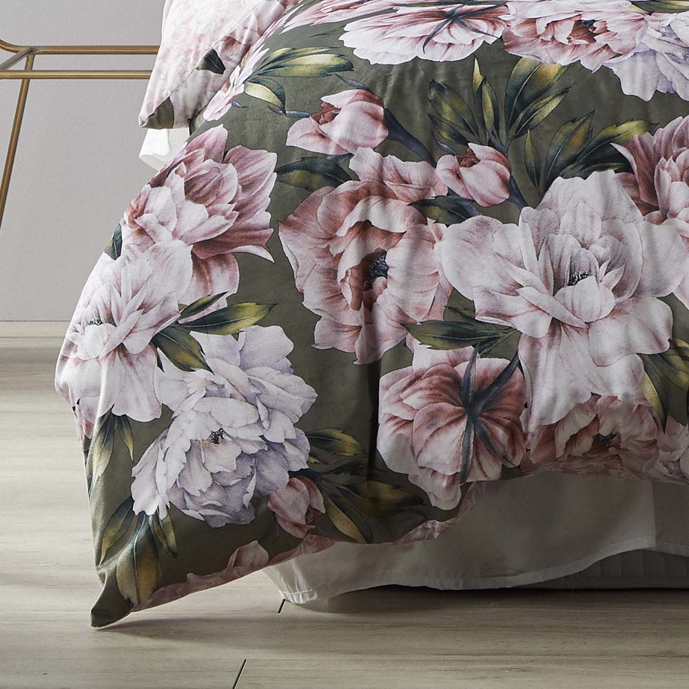 Camilla Olive Quilt Cover Set - Queen Size Bedding for Luxurious Comfort | Perfect for Master Bedrooms, Guest Rooms & Cozy Home Decor