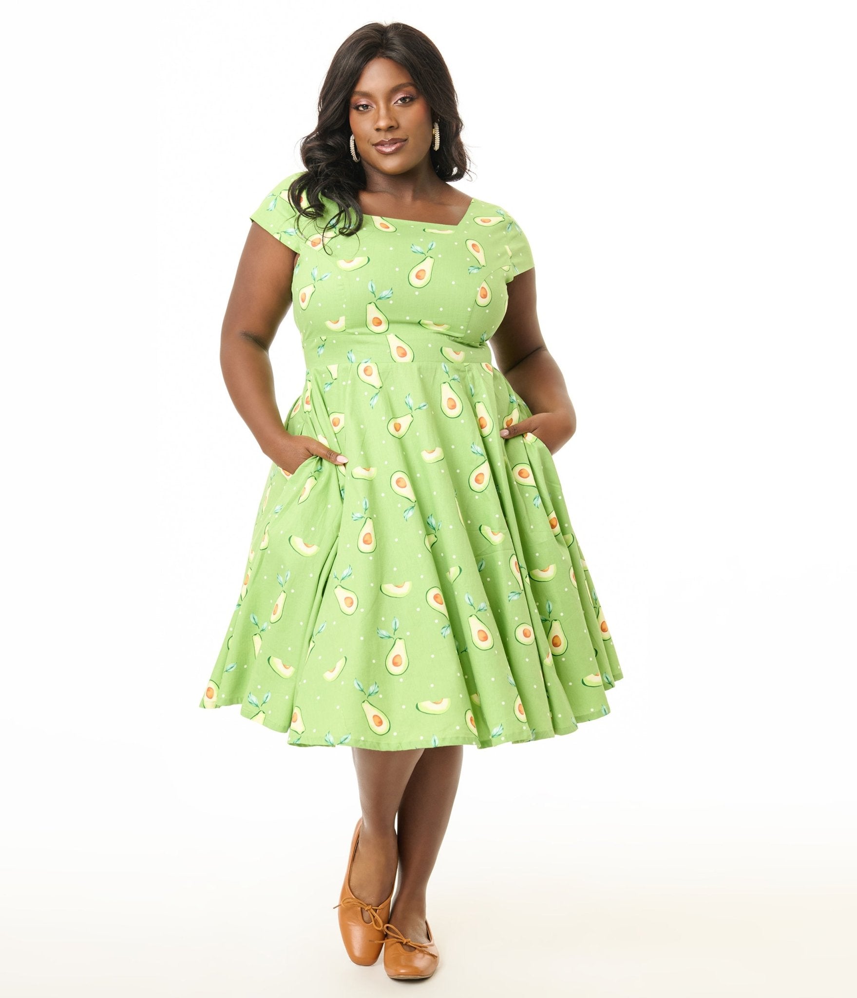 Magnolia Place Plus Size Green Avocado Print Anna Cotton Swing Dress for Women | Flowy Summer Dress for Casual Outings, Beach Vacations & Brunch Dates