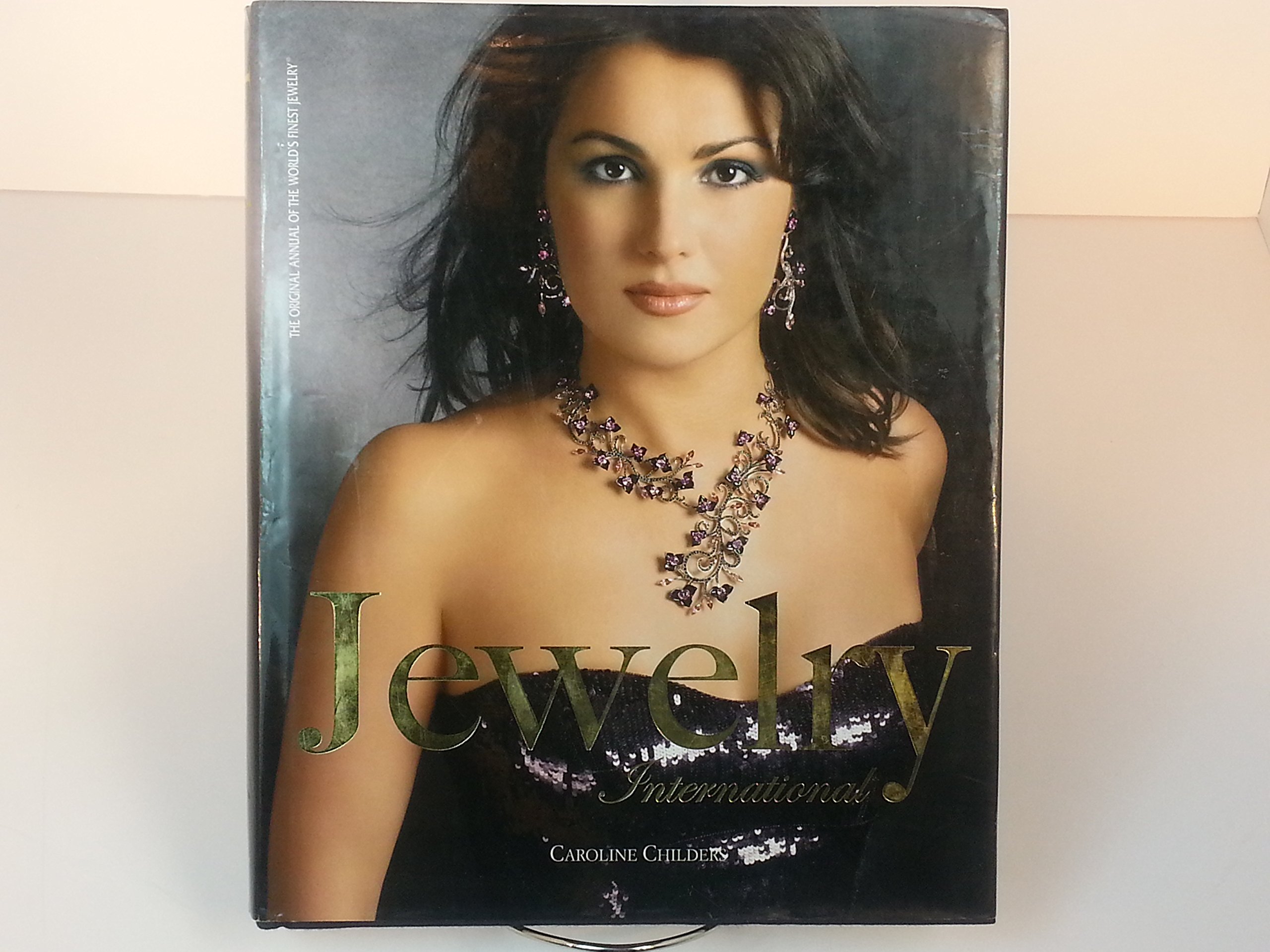 Jewelry International Vol 1: World's Finest Jewelry Annual Collection - Perfect for Gifts, Special Occasions & Luxury Fashion Statements