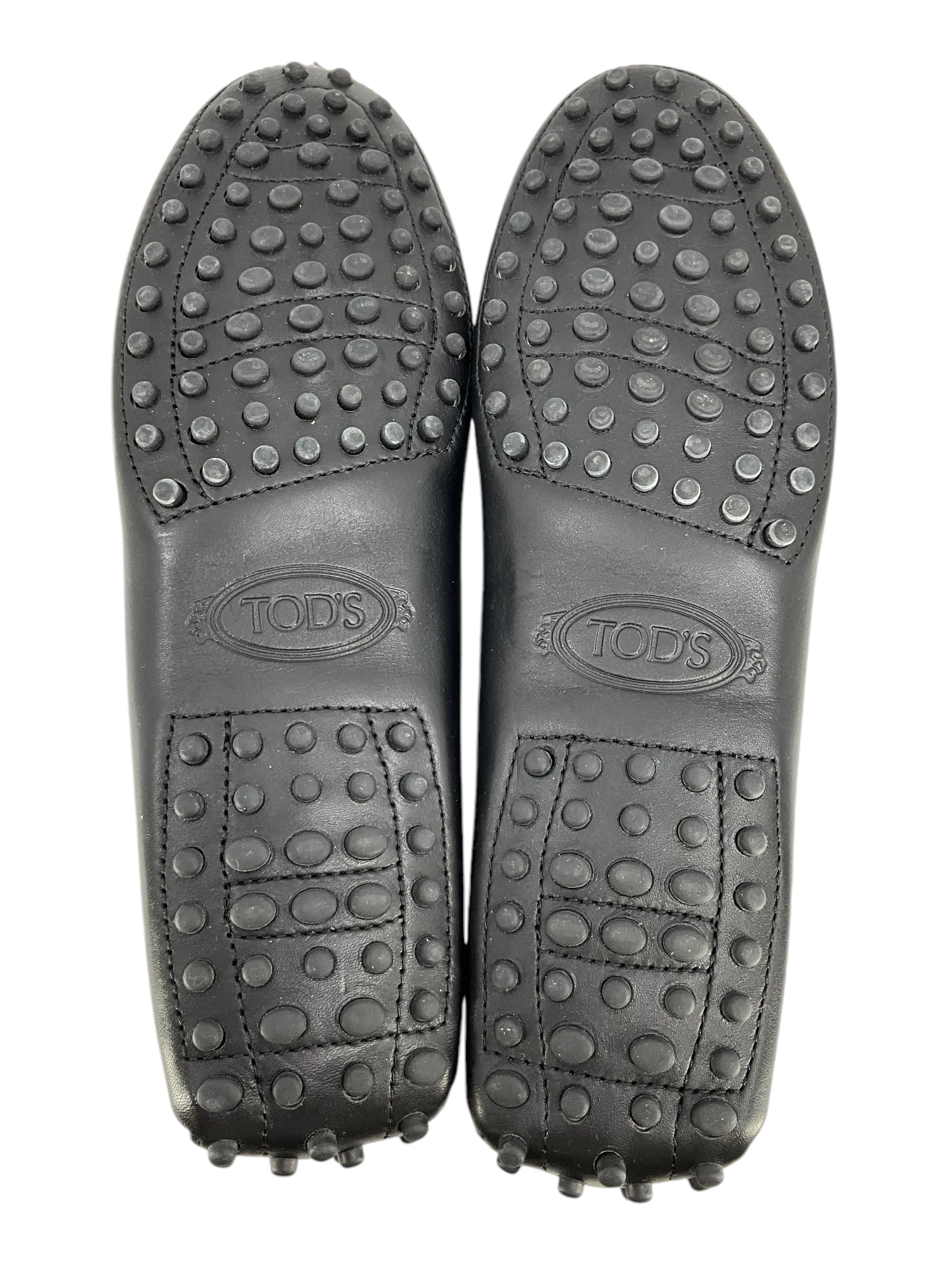 Tod's Men's Smooth Leather Driving Loafers - Size 8 US - Comfortable Slip-On Shoes for Casual Wear & Business Travel