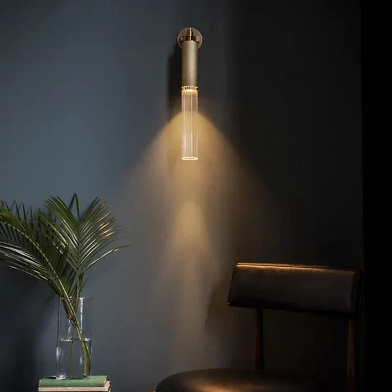 Lumiere Single Wall Sconce - Modern LED Wall Light Fixture for Bedroom, Living Room & Hallway - Dimmable Indoor Lighting with Easy Installation - Perfect for Home Decor and Ambient Lighting