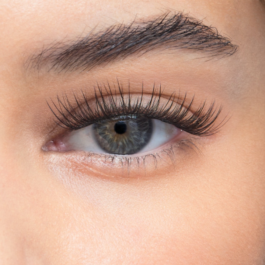 Drama Core Gossamer® False Eyelashes - Natural & Voluminous Lashes for Stunning Eye Makeup | Perfect for Parties, Weddings, and Special Occasions