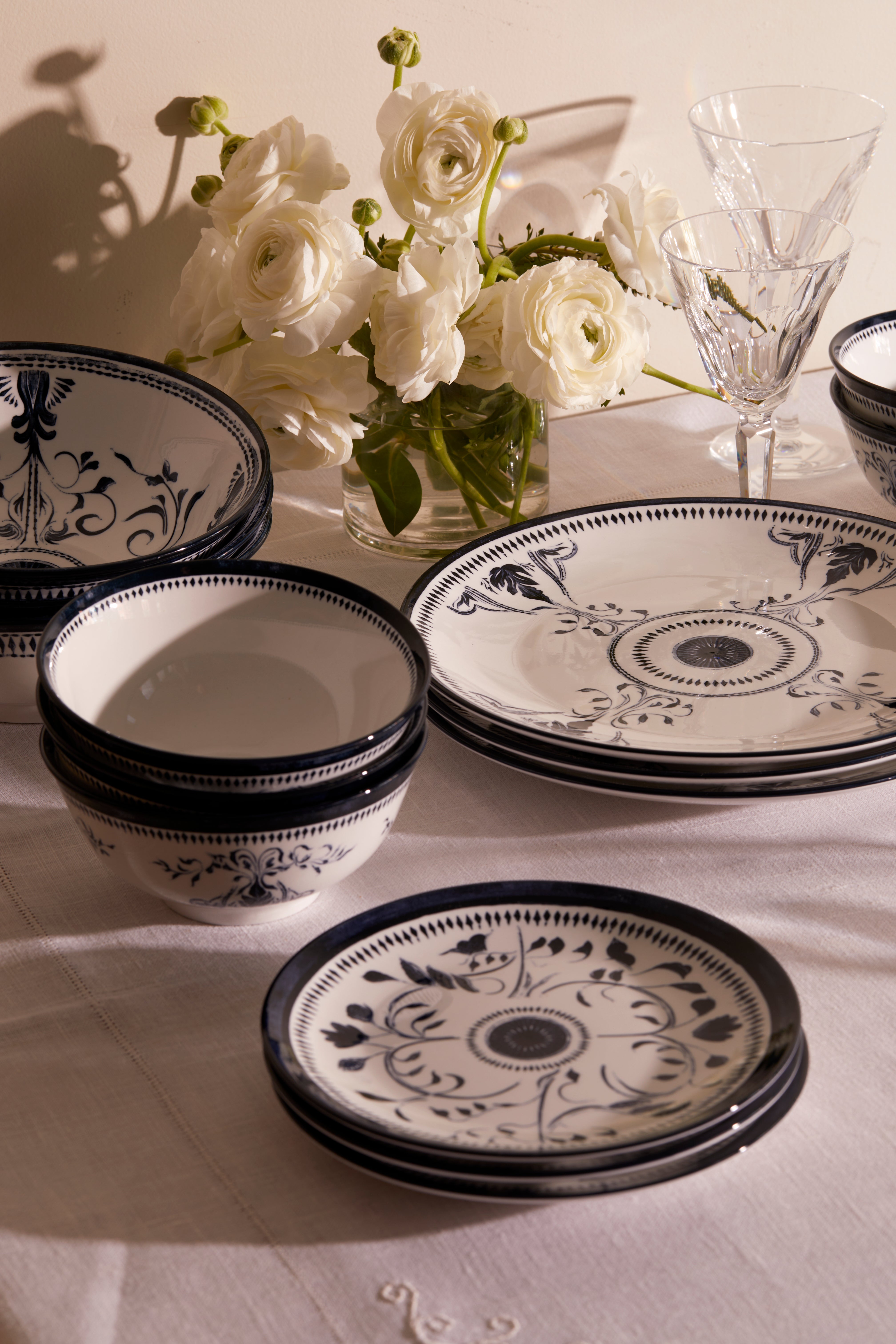Bruges Porcelain Dinnerware Set - Elegant Blue Tableware for Fine Dining & Entertaining | Perfect for Weddings, Restaurants & Special Occasions