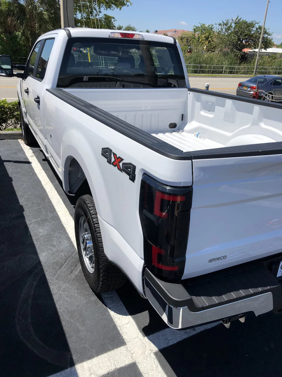Ford Super Duty F250 F350 F450 F550 2017-2019 LED Tail Lights - Smoked OLED Replacement for OEM - Upgrade Your Truck Lighting for Night Driving & Enhanced Visibility