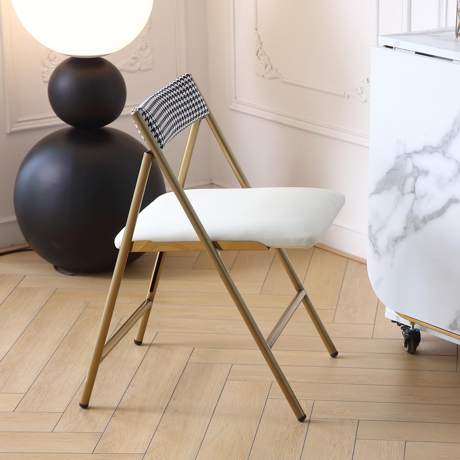 FUNROLUX 2-Pack Folding Dining Chairs with Padded Seat - Metal Foldable Chairs for Kitchen, Dining Room, Party & Outdoor Events - Space-Saving Gold Chairs (Perfect for Small Spaces & Entertaining)
